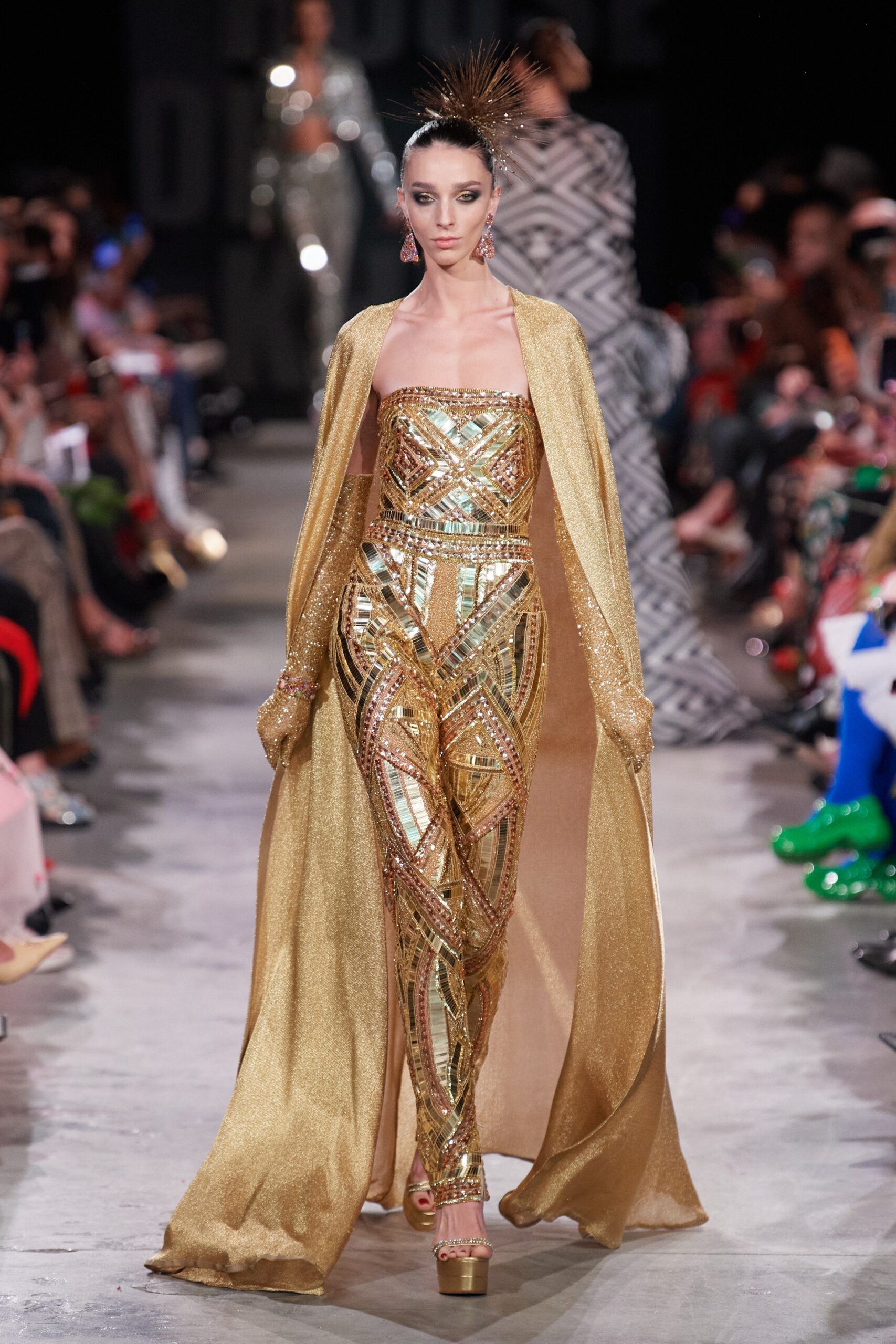 Naeem Khan F/W 23 Look 9