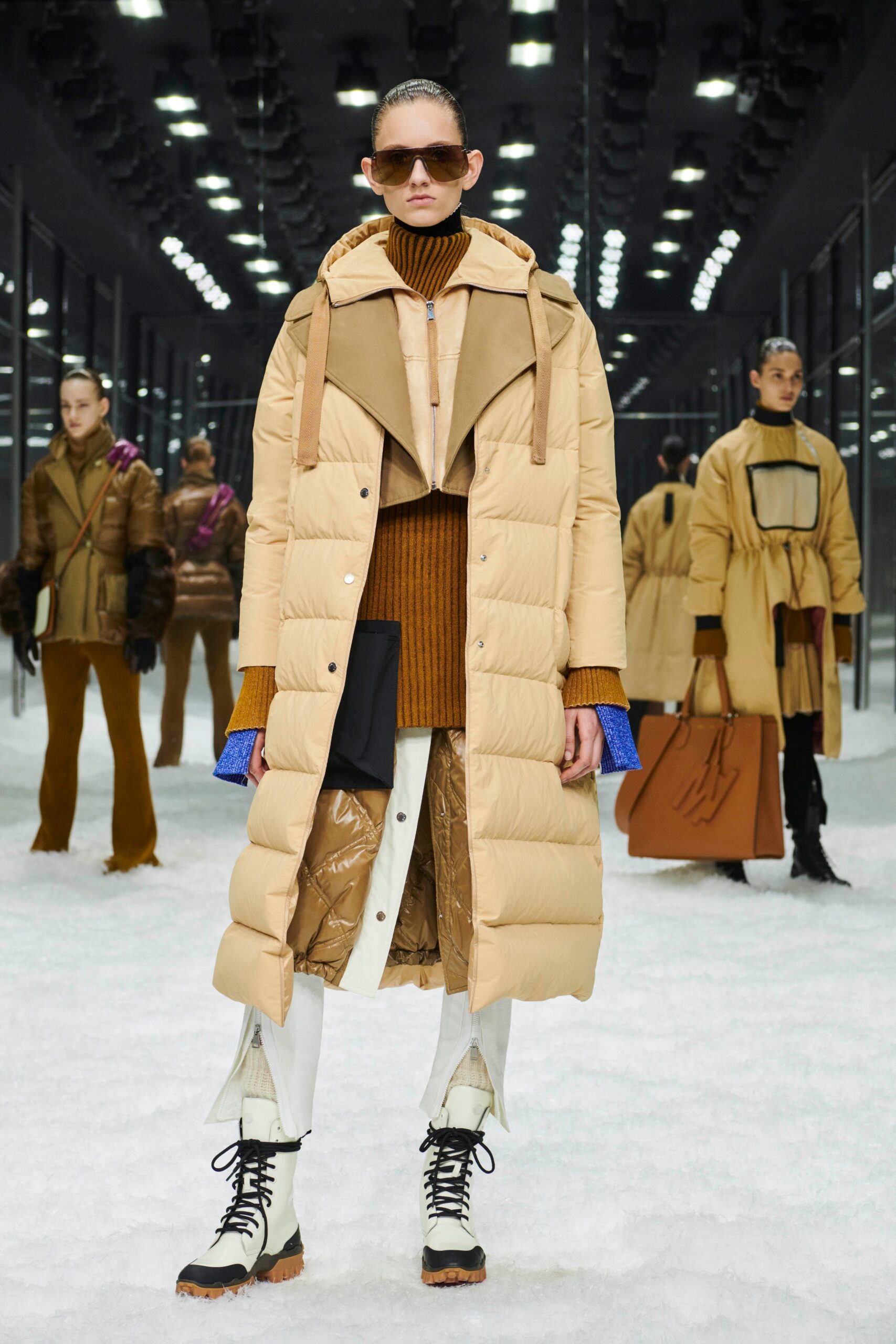 Moncler 2 1952 F/W 19 Look 10