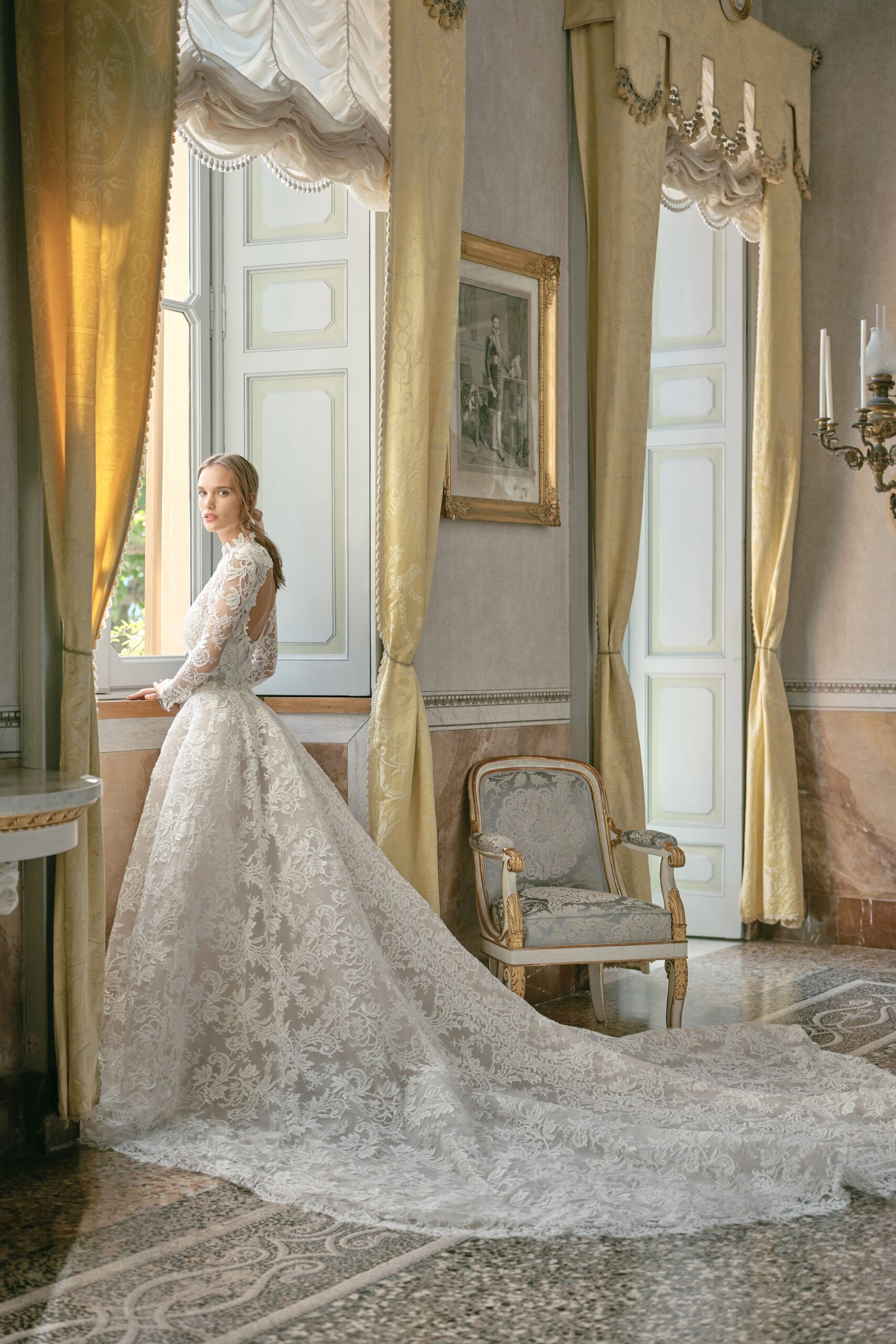 Monique Lhuillier F/W 20 Bridal Look 10