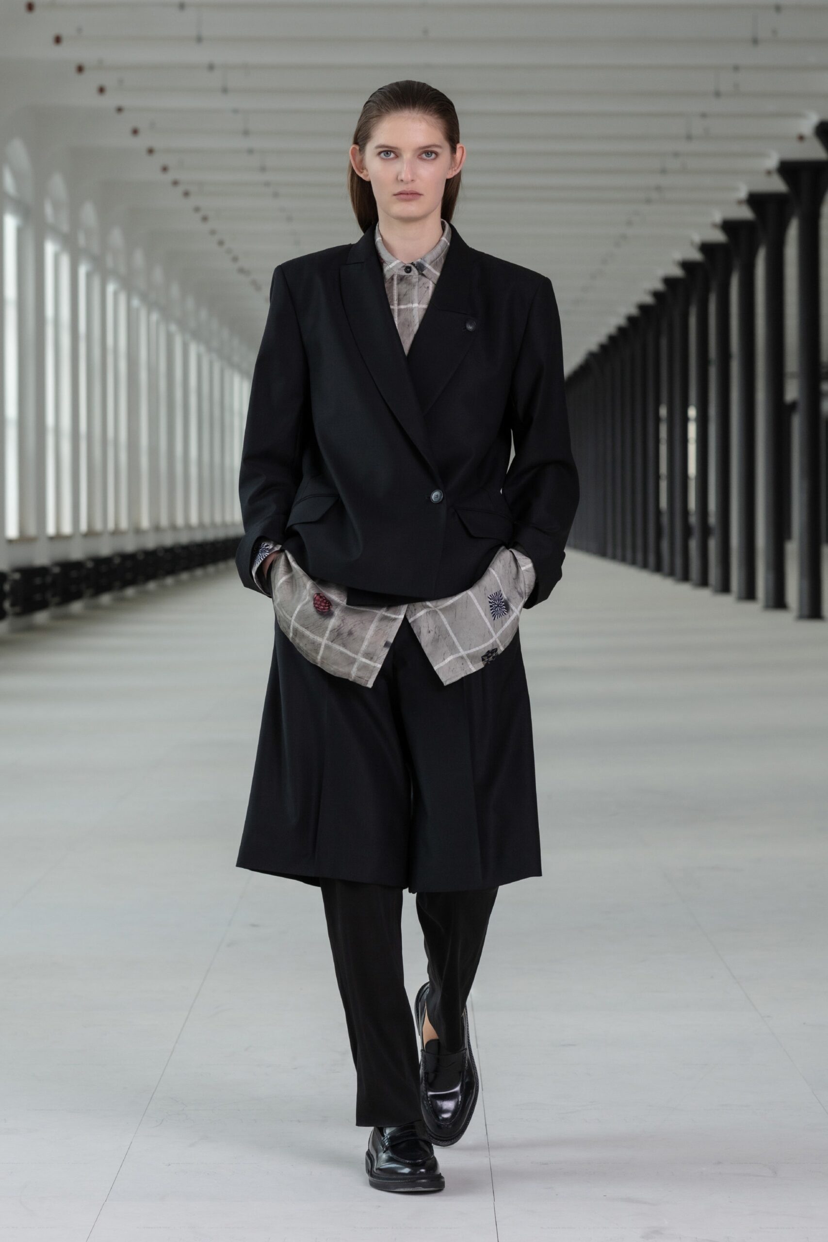 Nehera F/W 21 Look 10