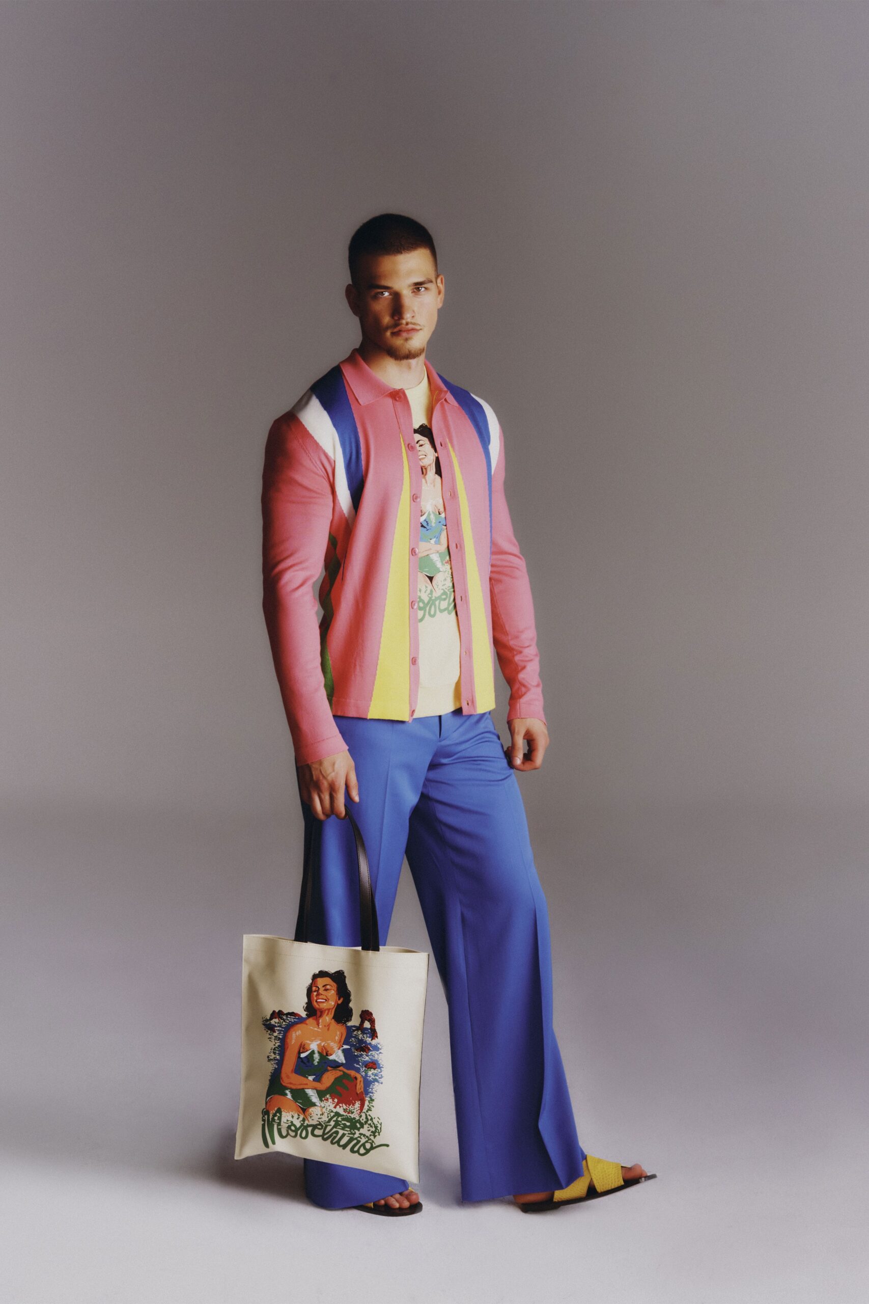Moschino Resort 23 Look 10