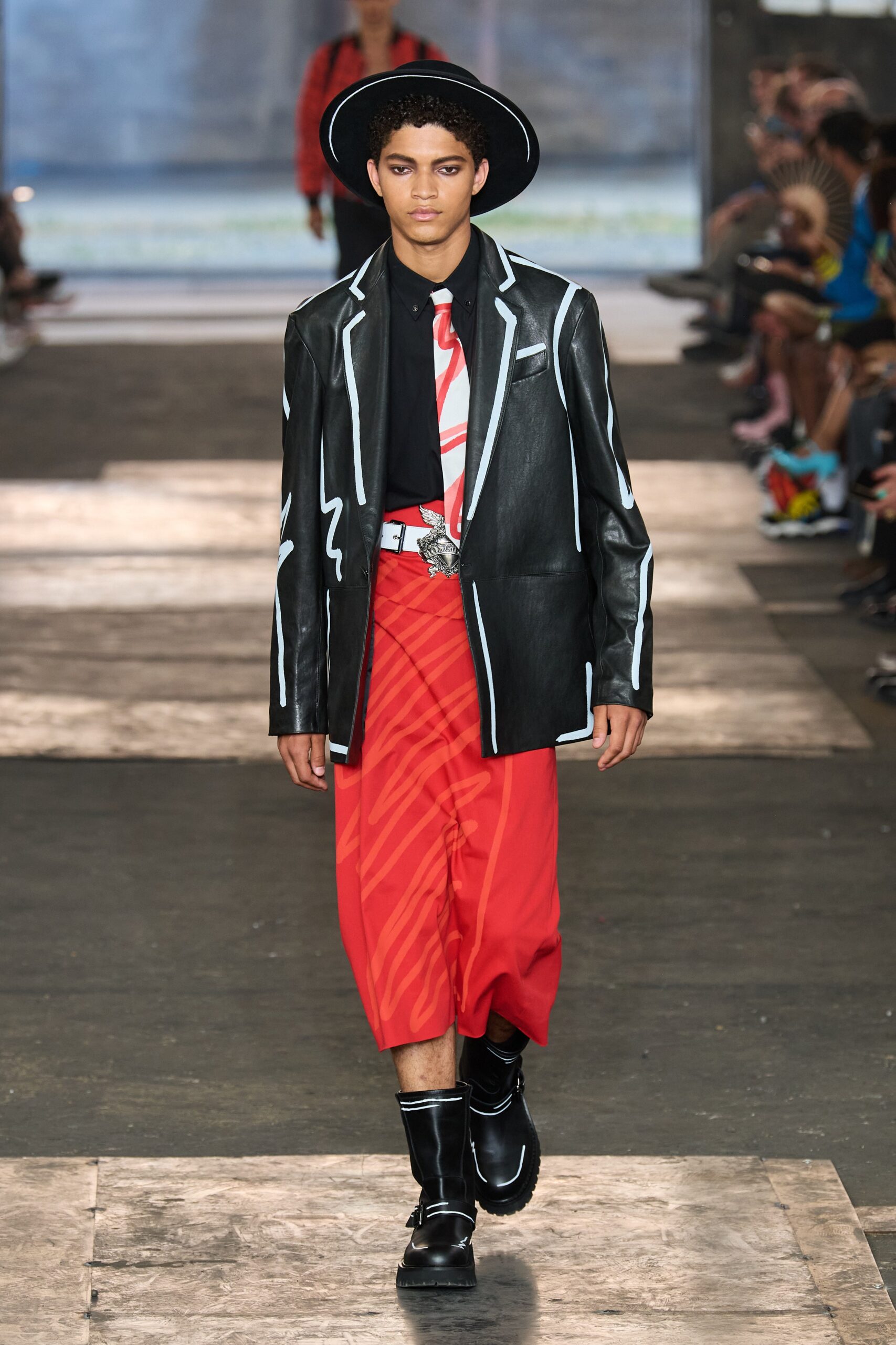 Moschino S/S 23 Menswear Look 10
