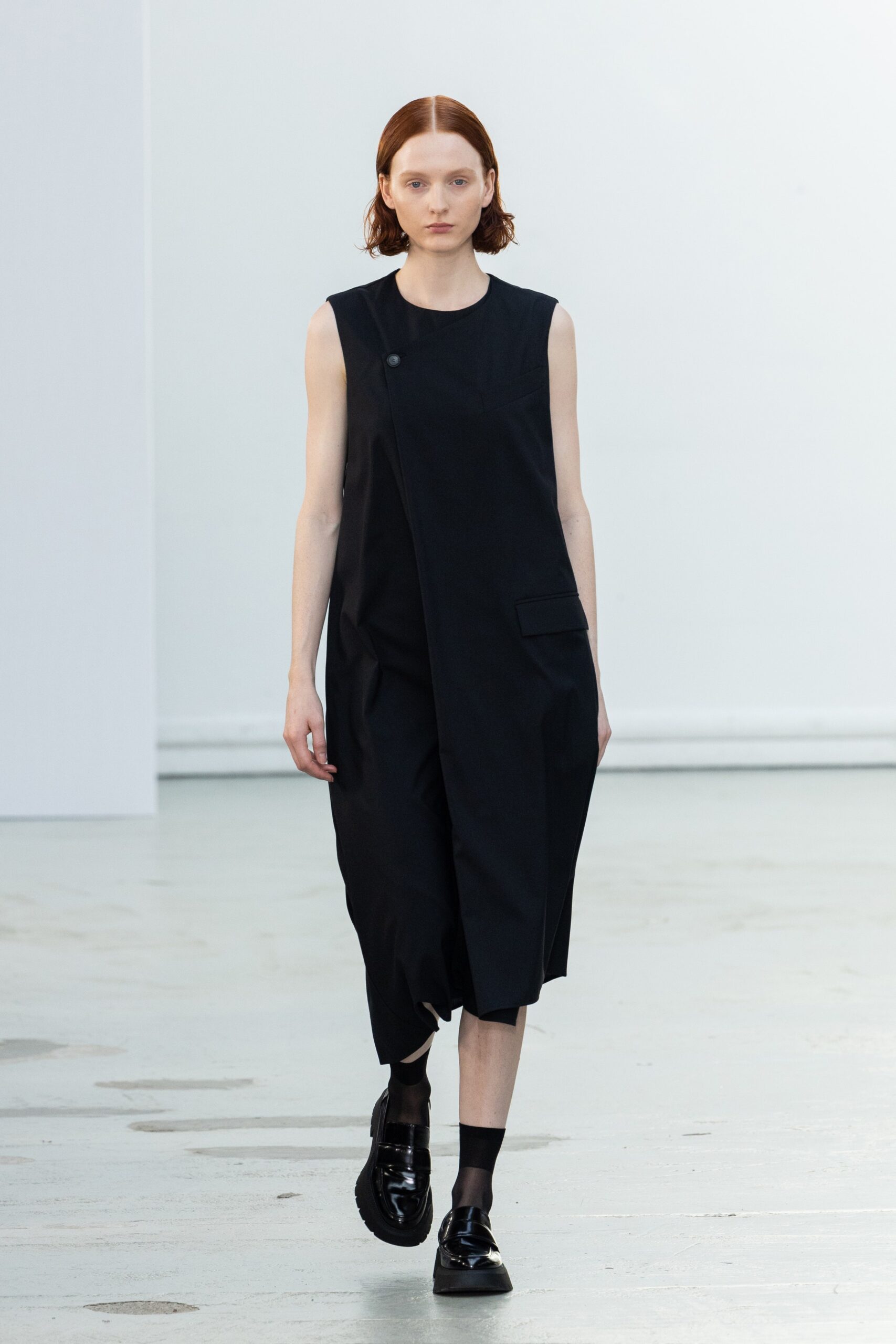 Nehera F/W 23 Look 10