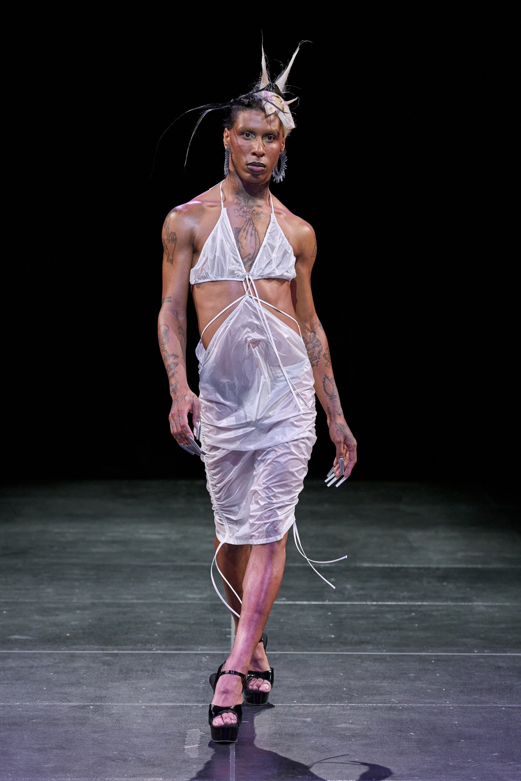 No Sesso S/S 23 Look 10