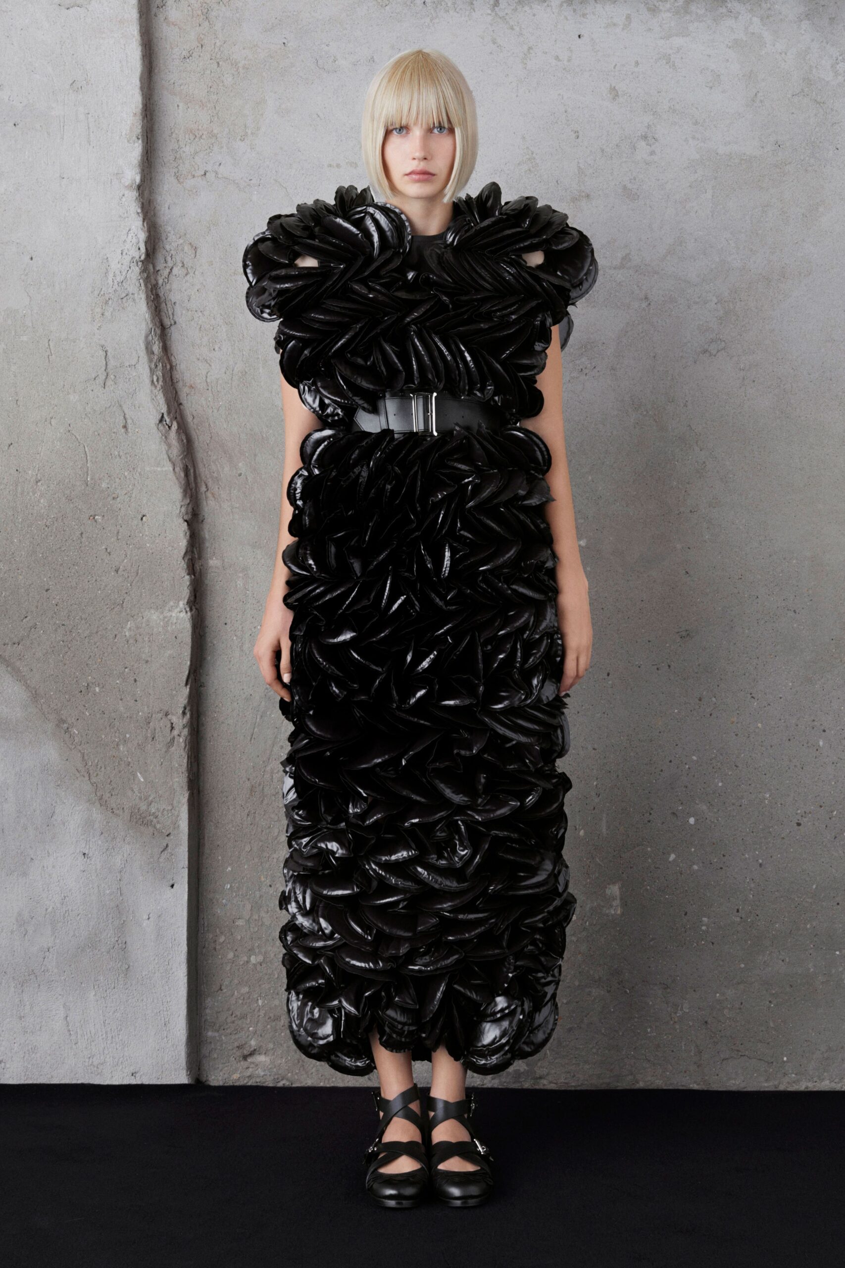 Moncler 6 Noir Kei Ninomiya S/S 19 Look 11