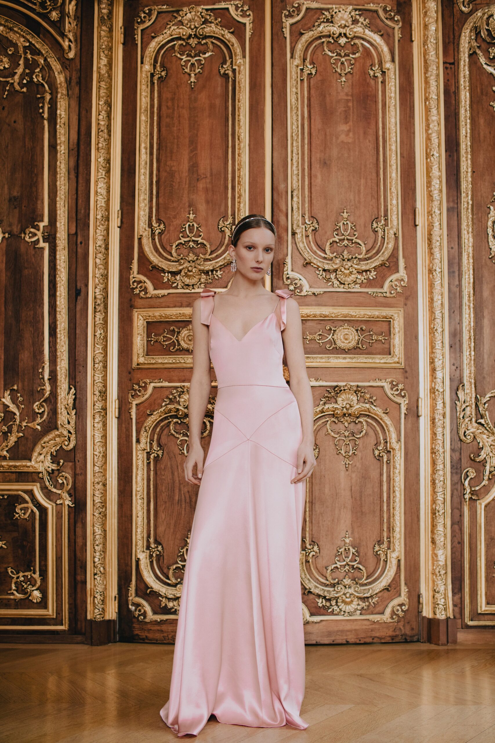 Monique Lhuillier F/W 22 Look 10