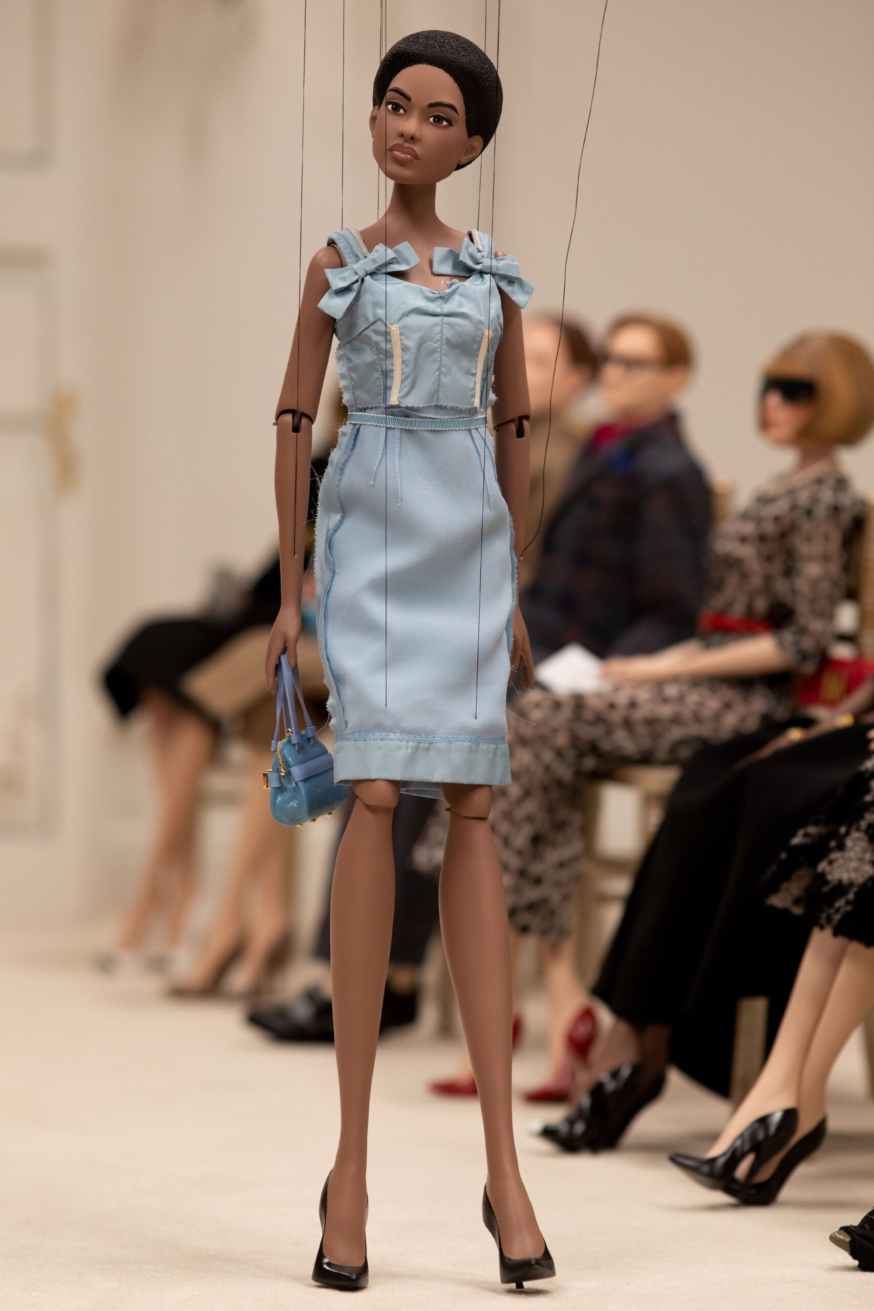 Moschino S/S 21 Look 11