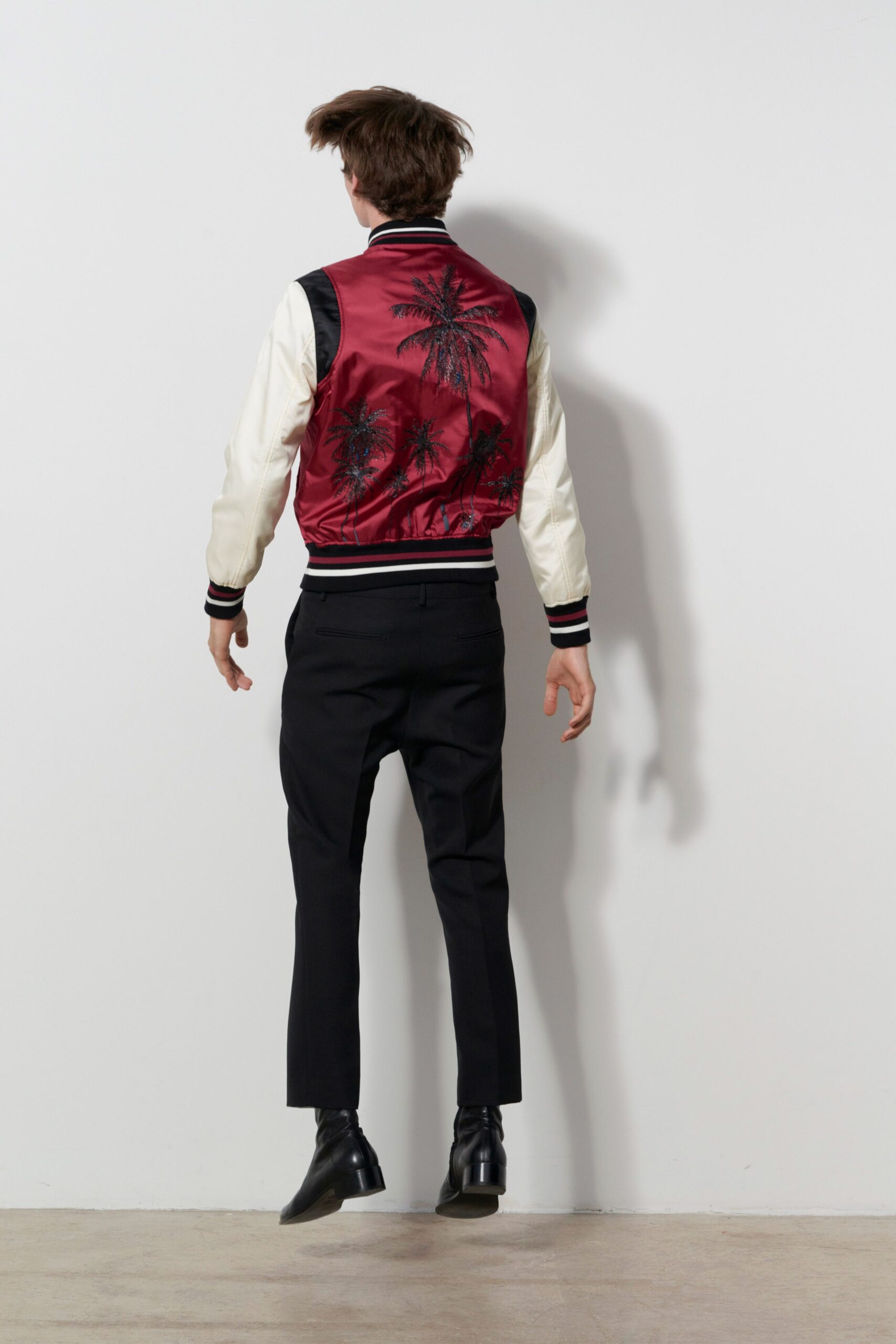 No. 21 Resort 20 Look 10