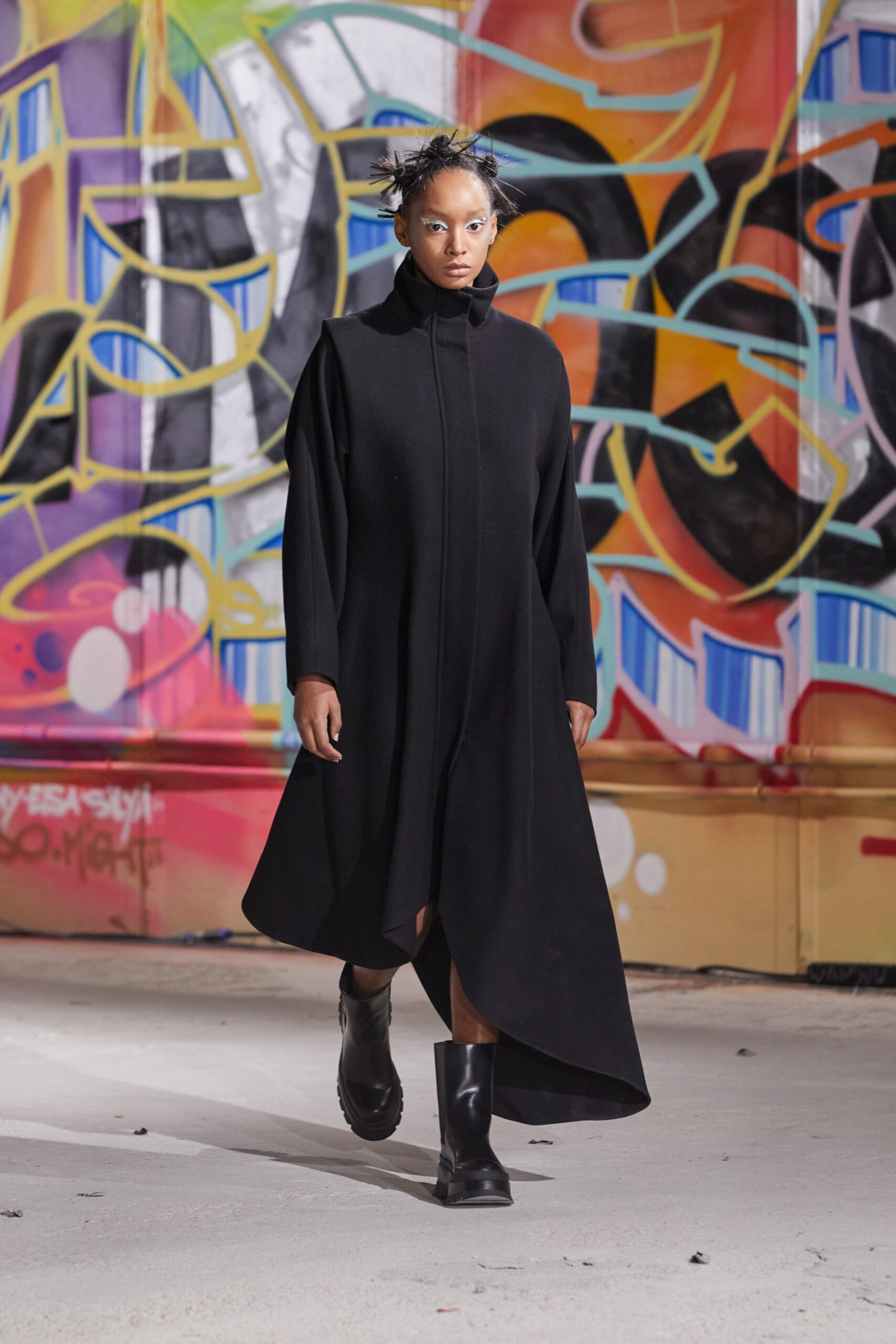 Mossi F/W 23 Look 11
