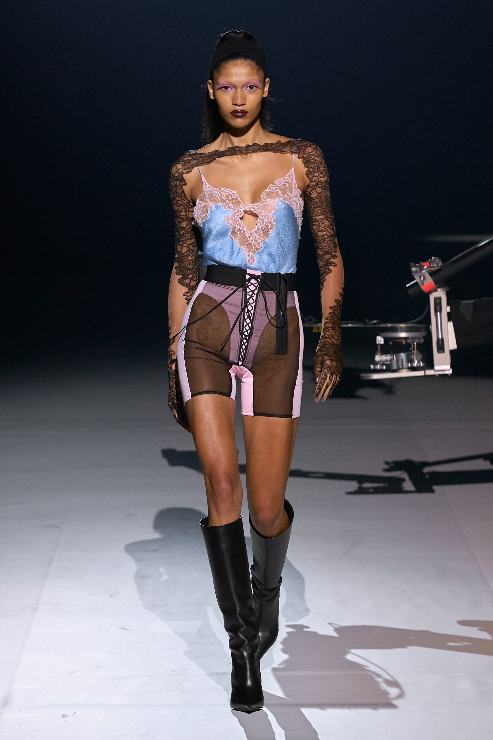 Mugler F/W 22 Look 11