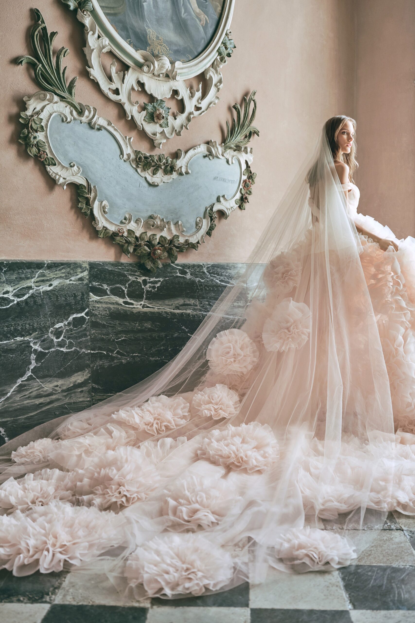 Monique Lhuillier F/W 20 Bridal Look 12