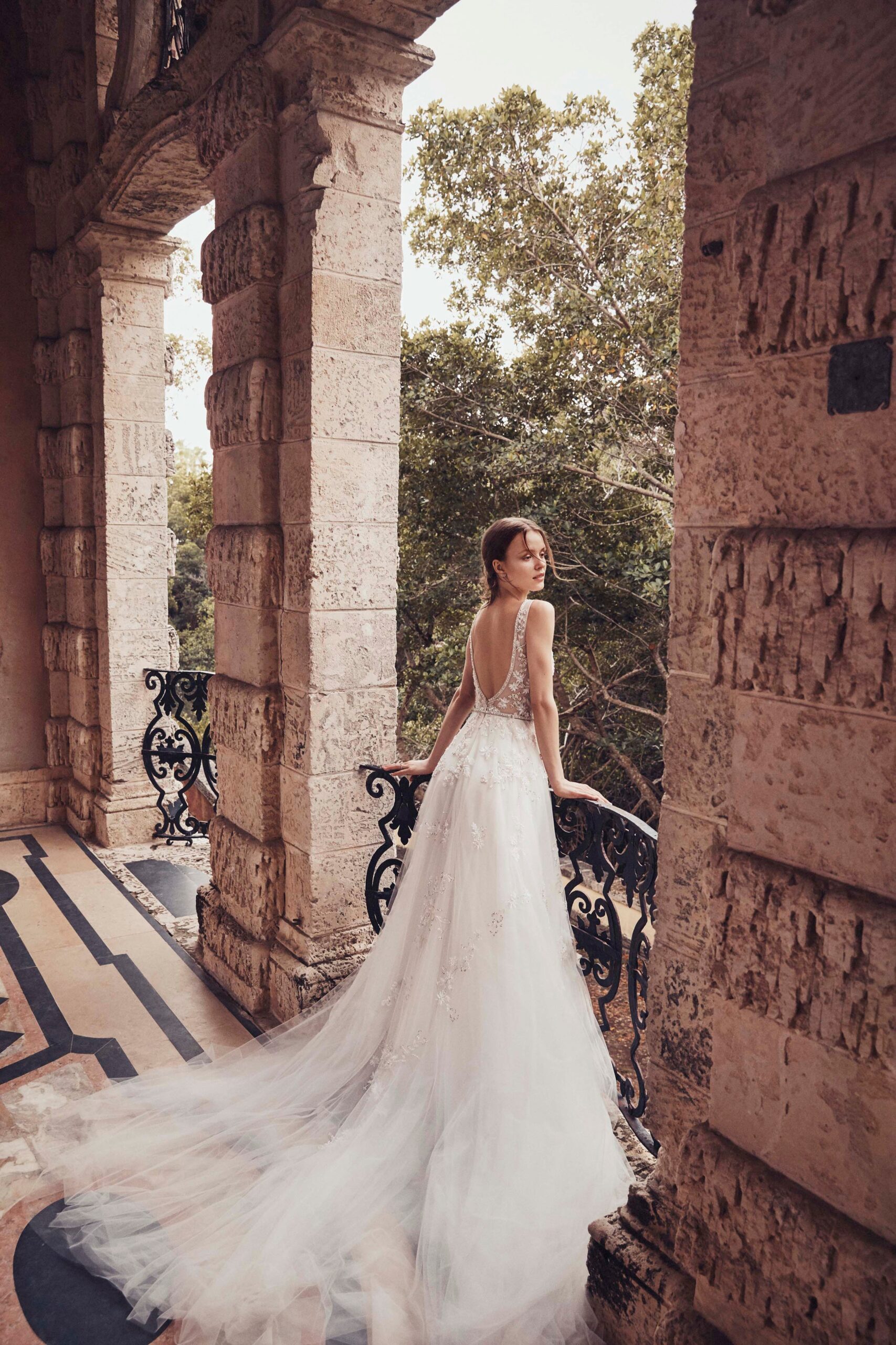 Monique Lhuillier S/S 20 Bridal Look 12