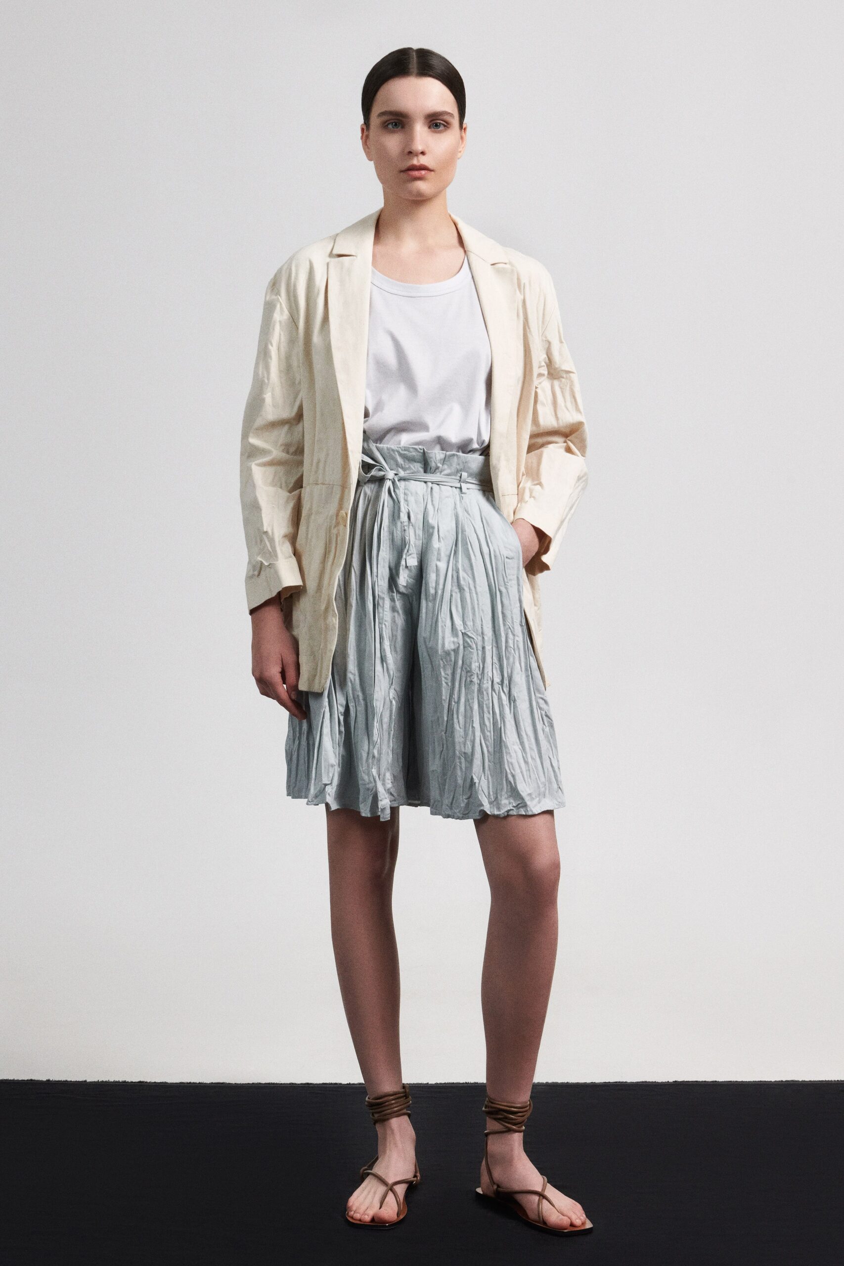 Nehera Resort 21 Look 12