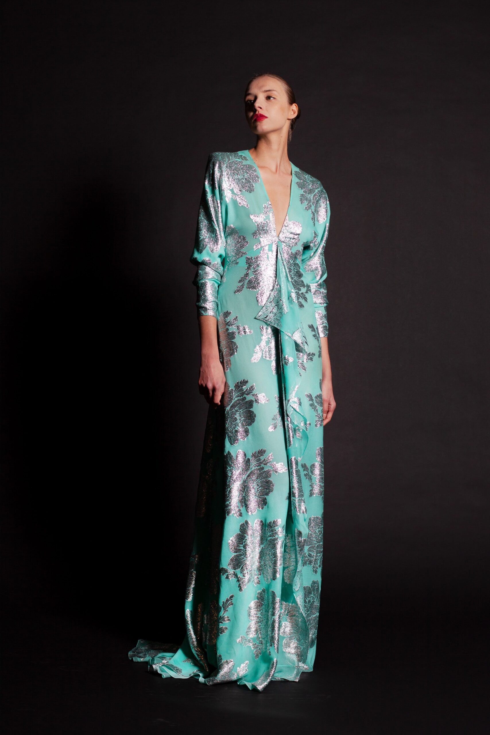 Naeem Khan F/W 22 Look 12