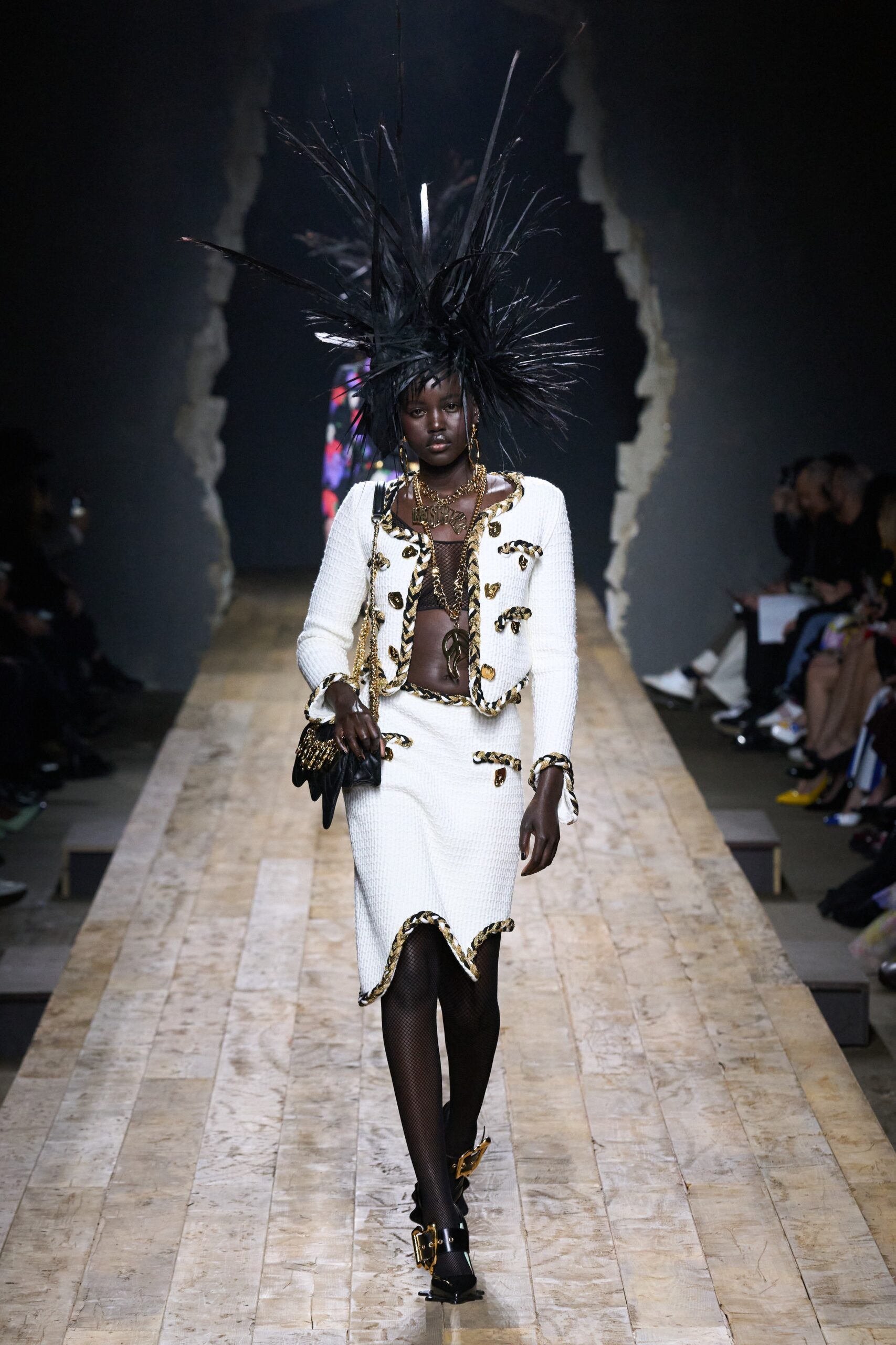 Moschino F/W 23 Look 12