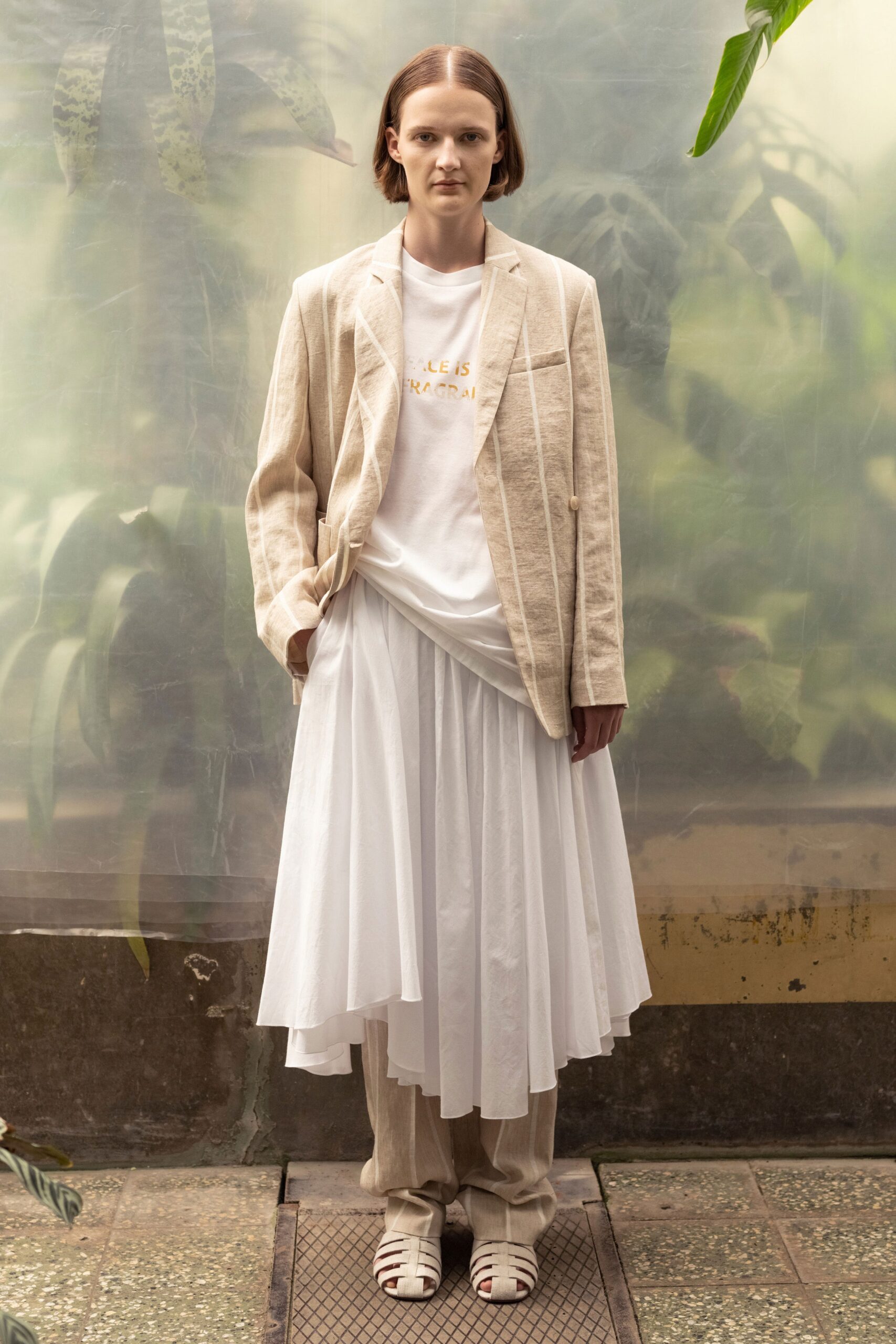 Nehera Resort 23 Look 12