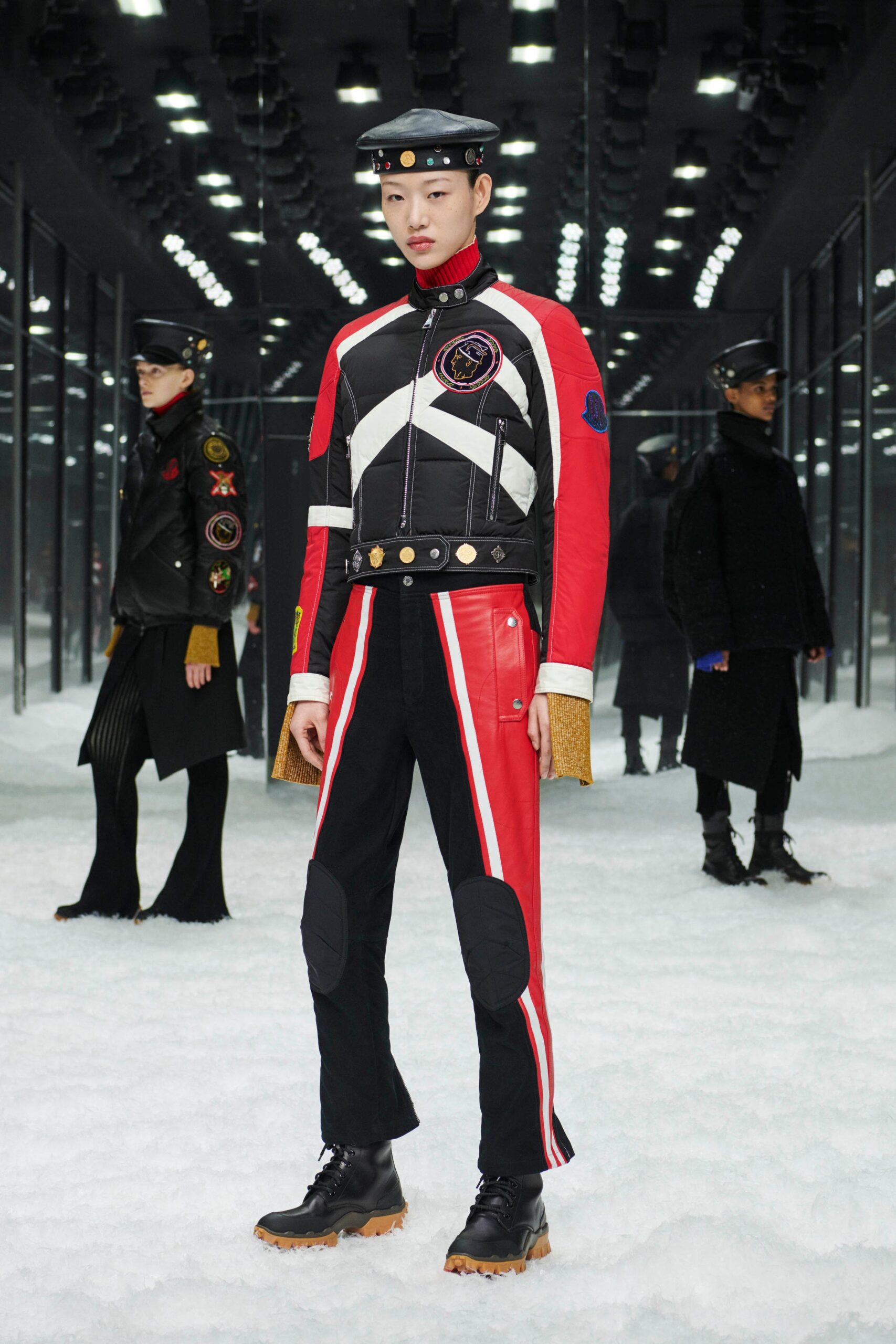 Moncler 2 1952 F/W 19 Look 13