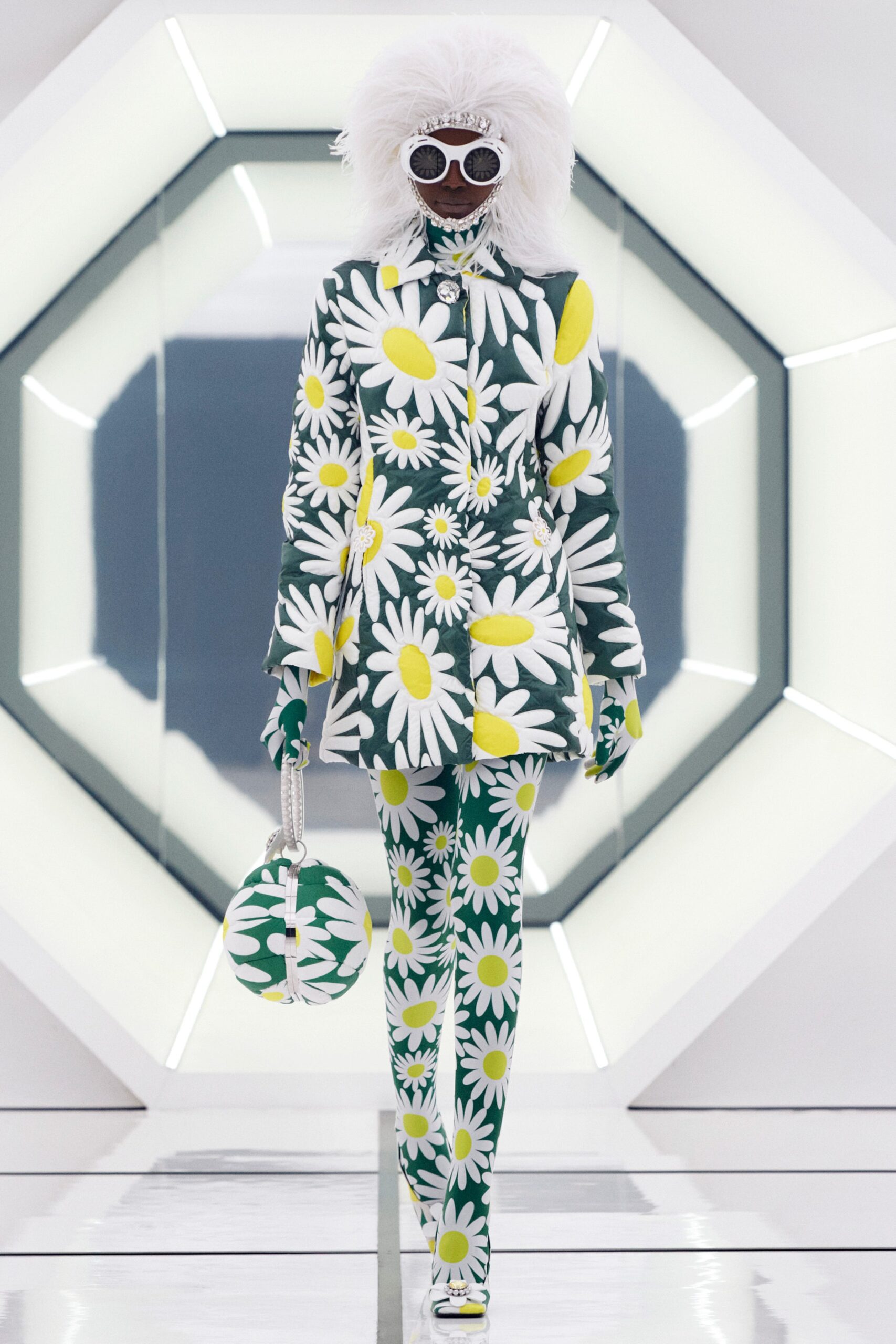 Moncler 8 Richard Quinn F/W 20 Look 13