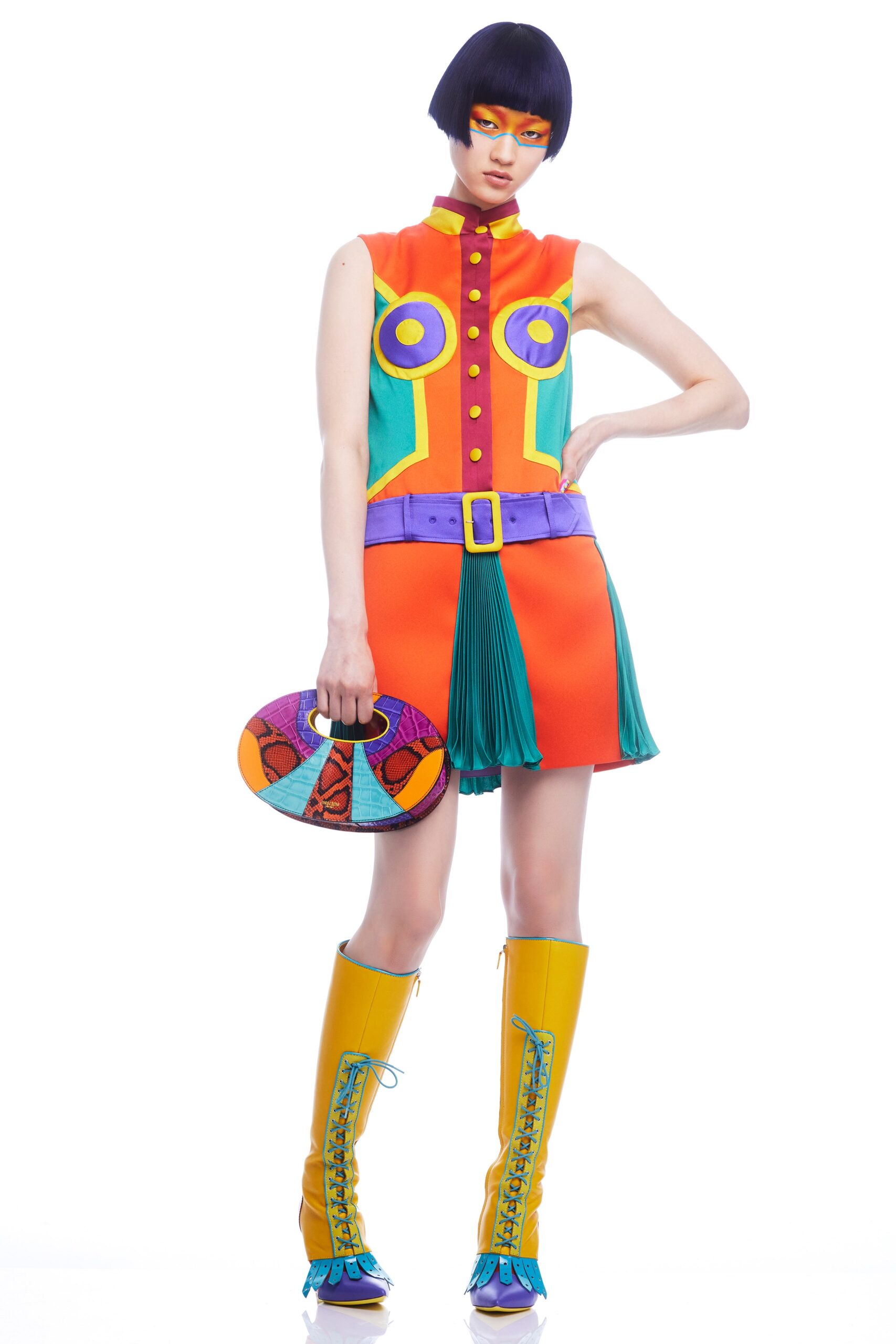 Moschino F/W 22 Look 13