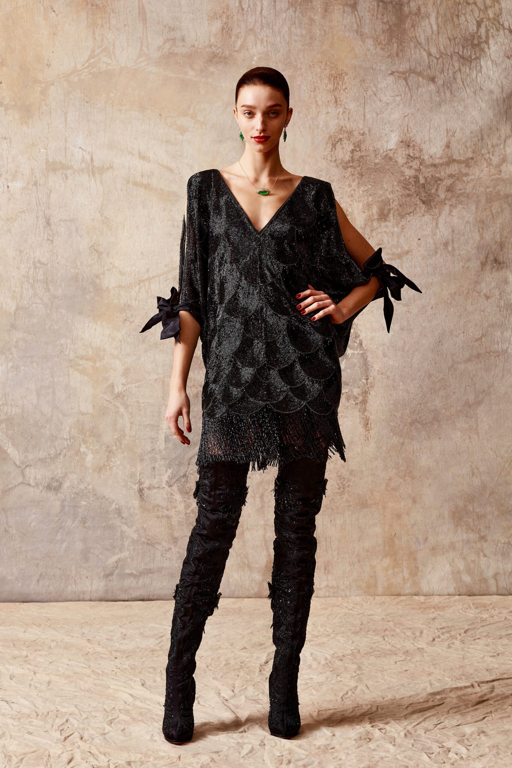 Naeem Khan F/W 22 Look 13