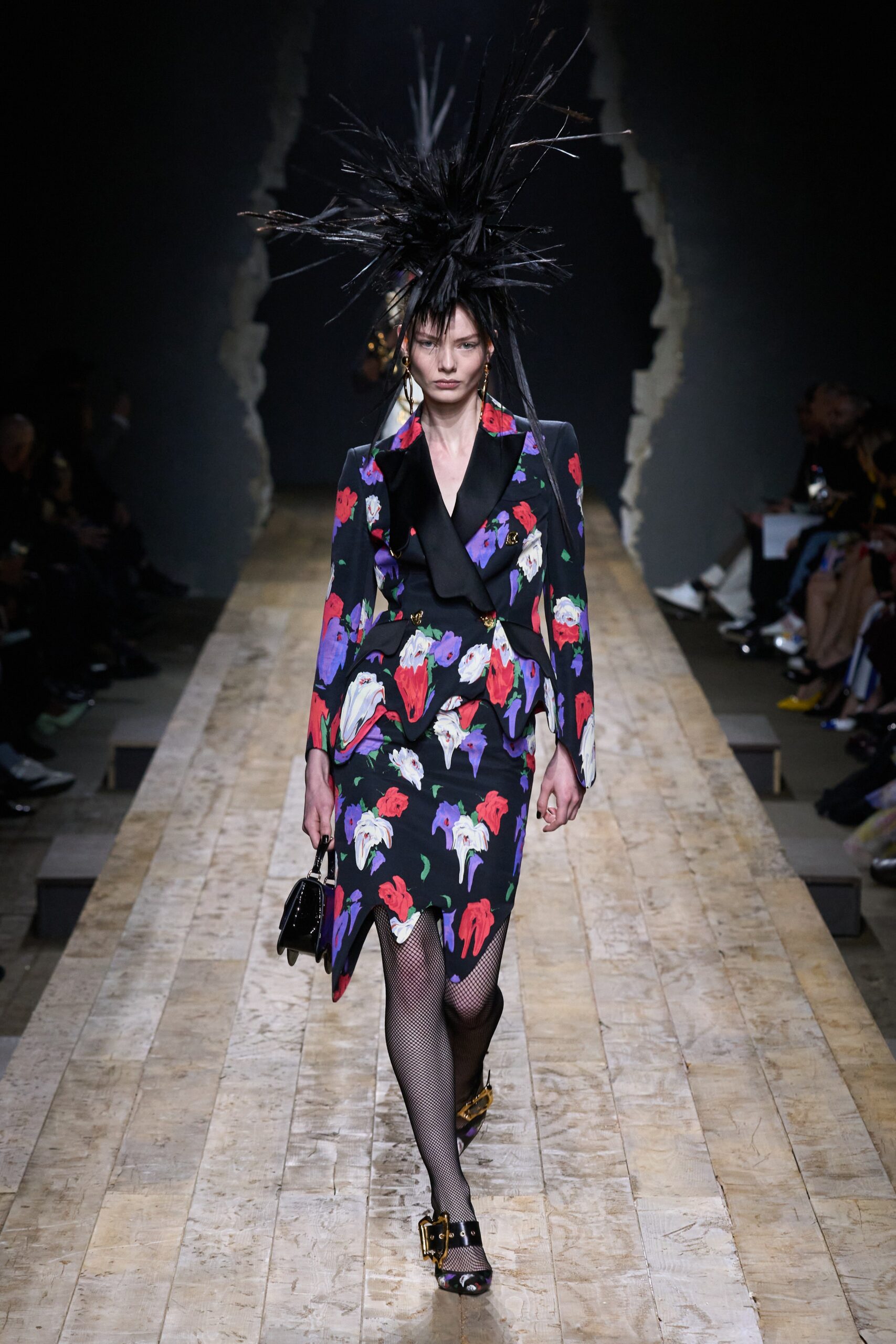 Moschino F/W 23 Look 13