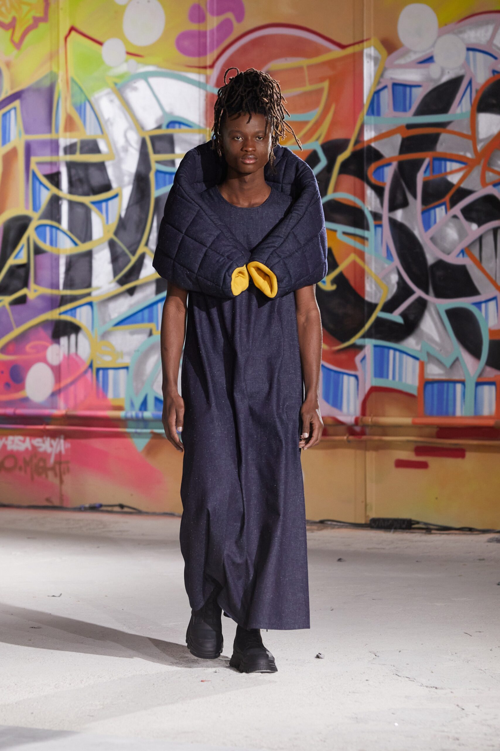 Mossi F/W 23 Look 13