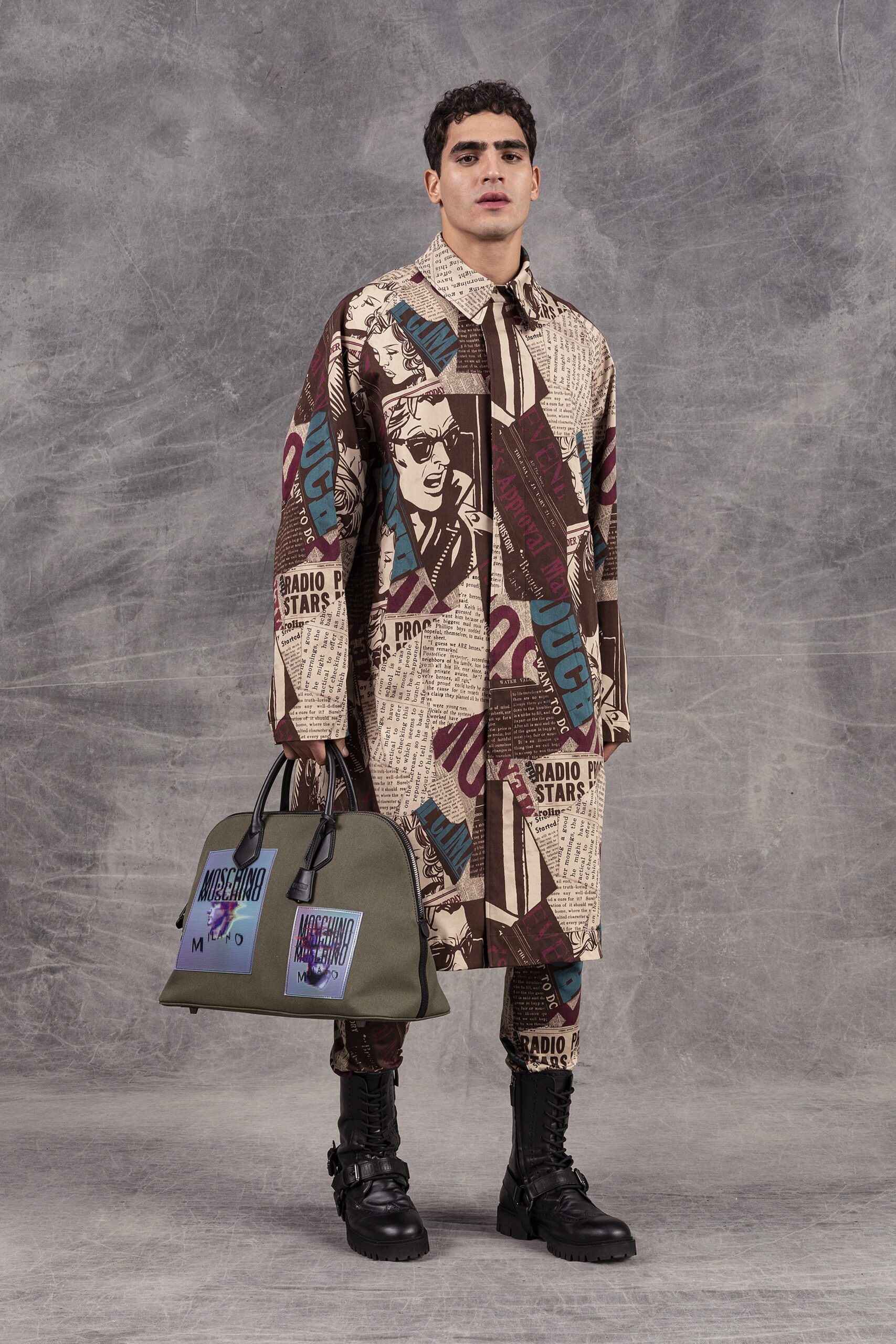 Moschino F/W 21 Look 14
