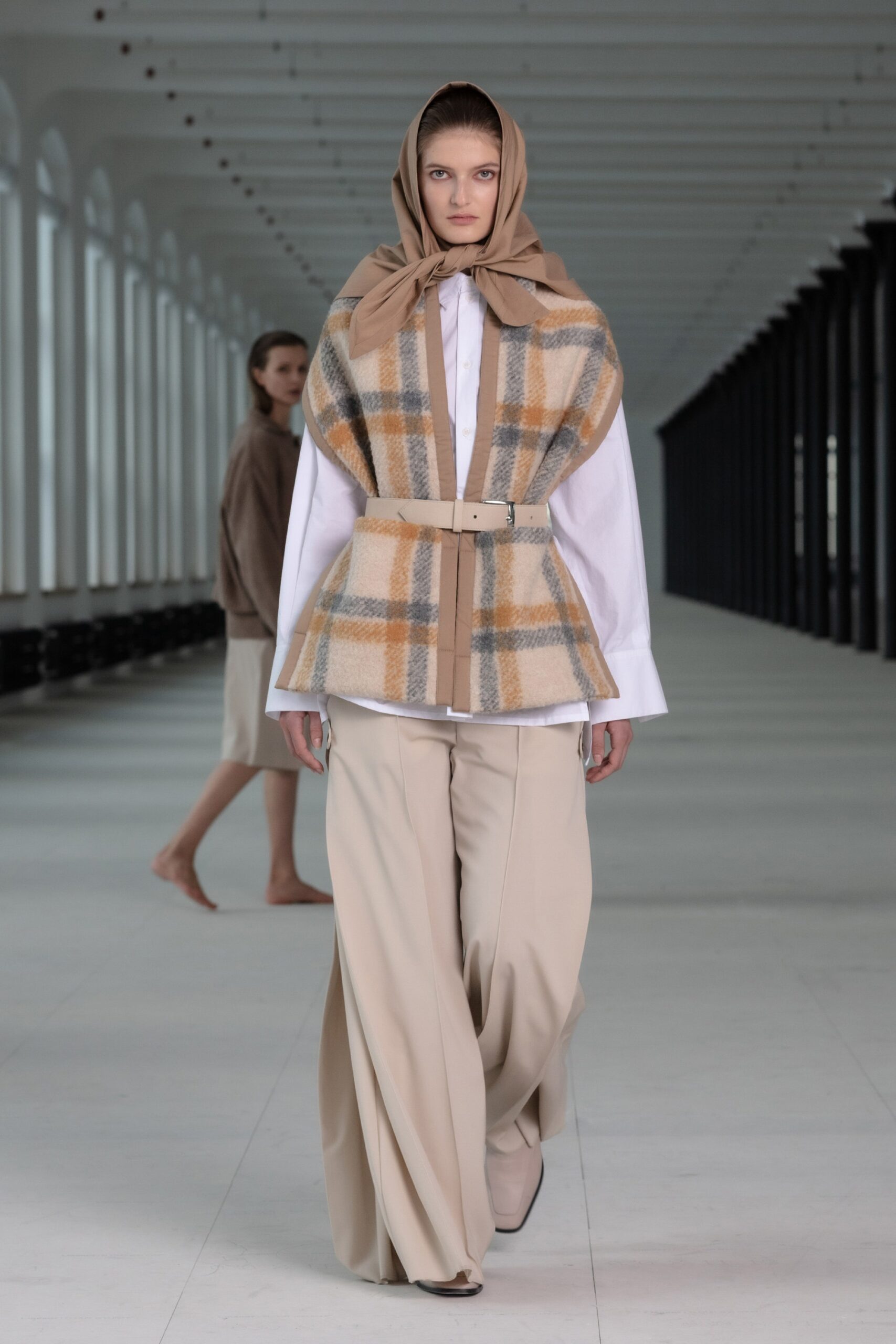 Nehera F/W 21 Look 14
