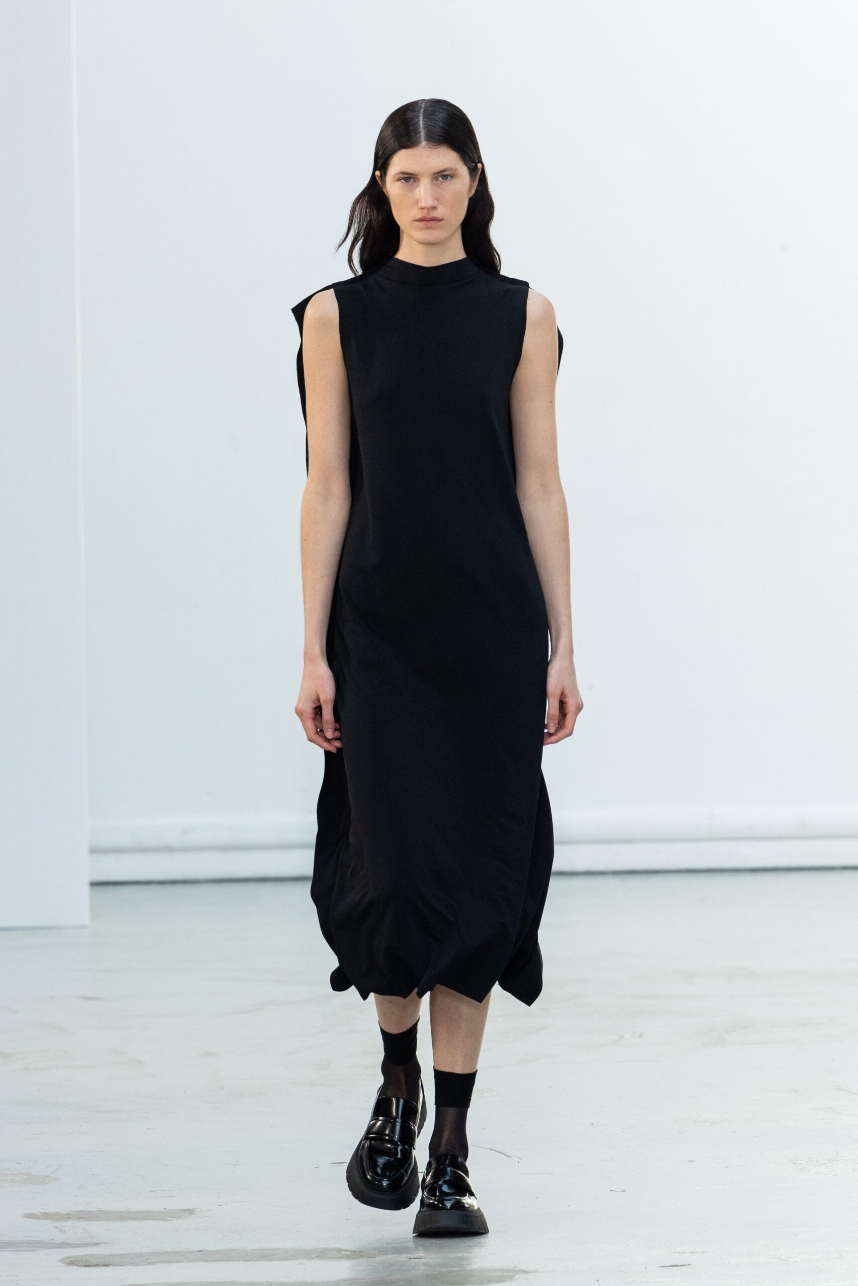 Nehera F/W 23 Look 14