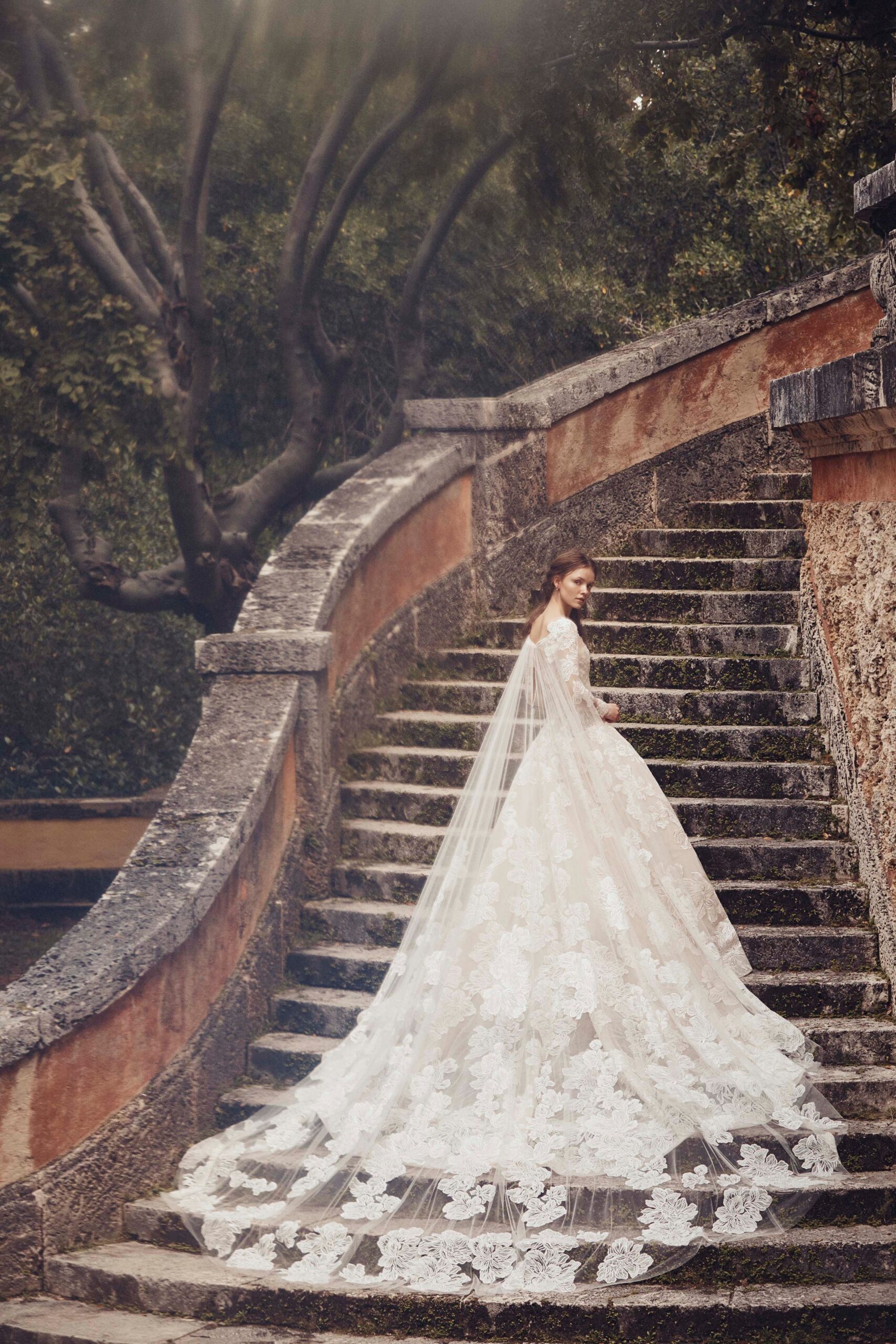 Monique Lhuillier S/S 20 Bridal Look 15