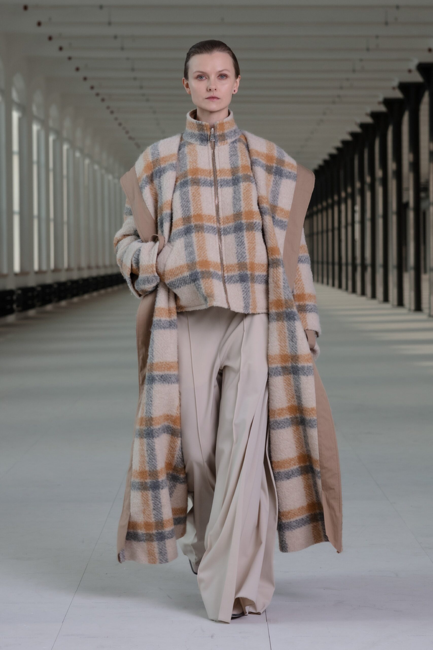 Nehera F/W 21 Look 15