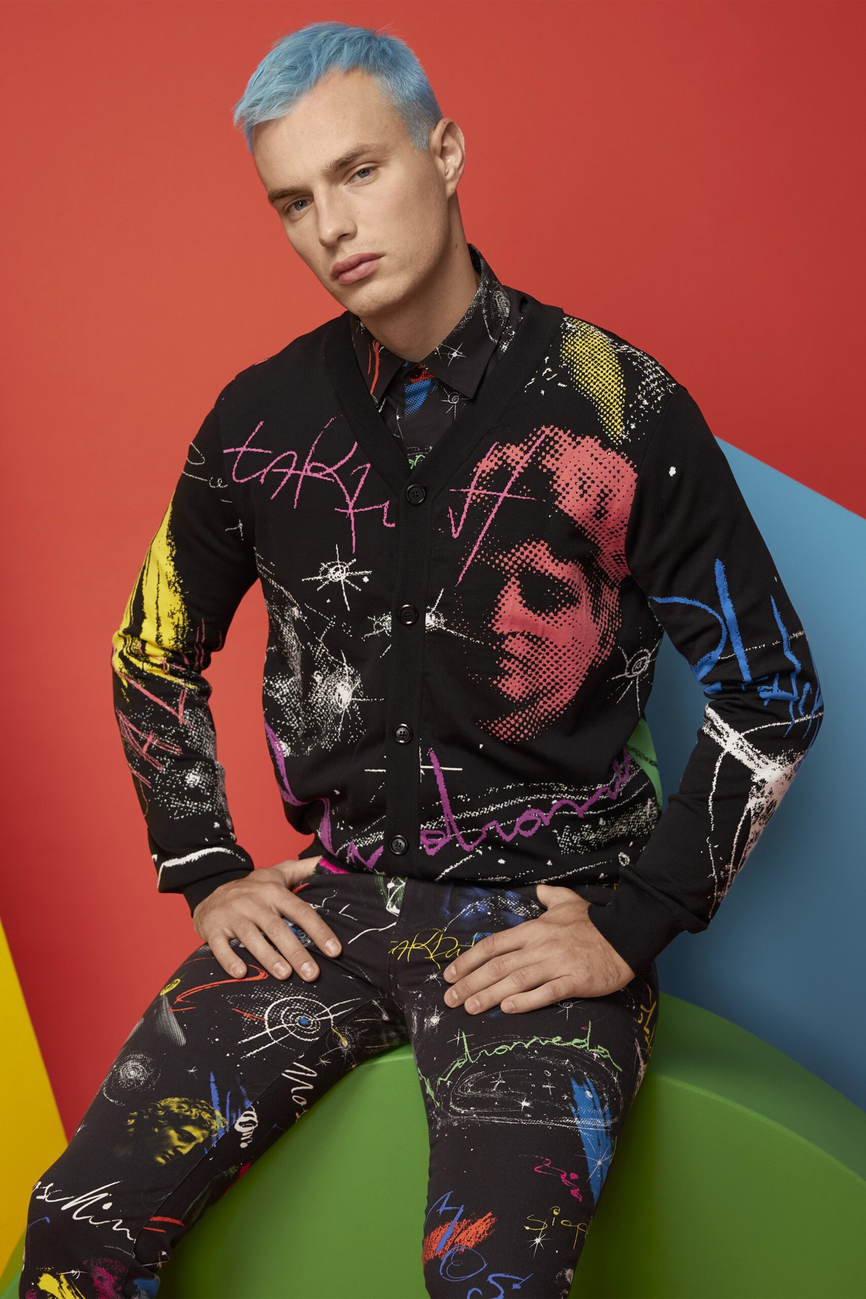 Moschino Resort 21 Look 15