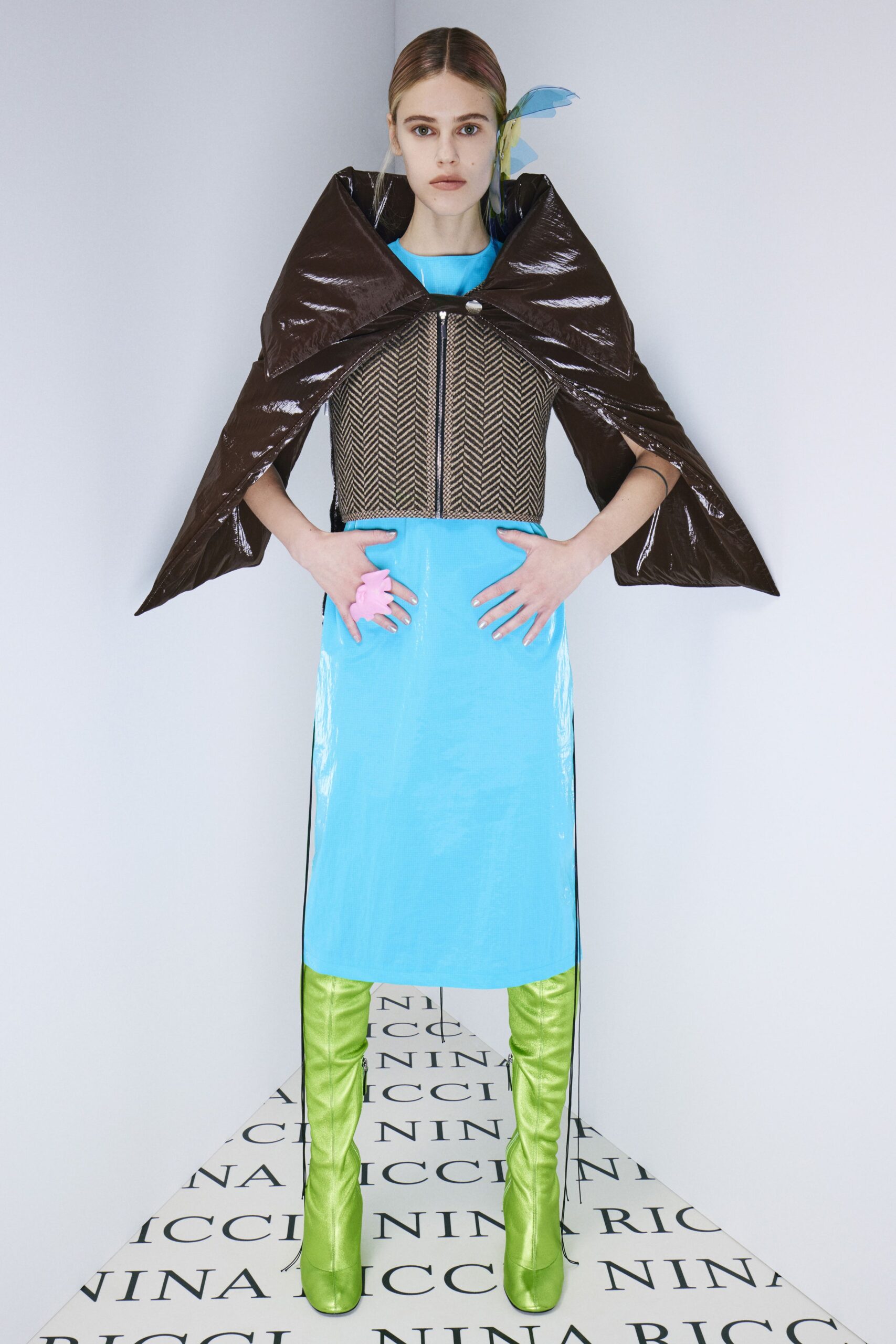 Nina Ricci F/W 22 Look 15