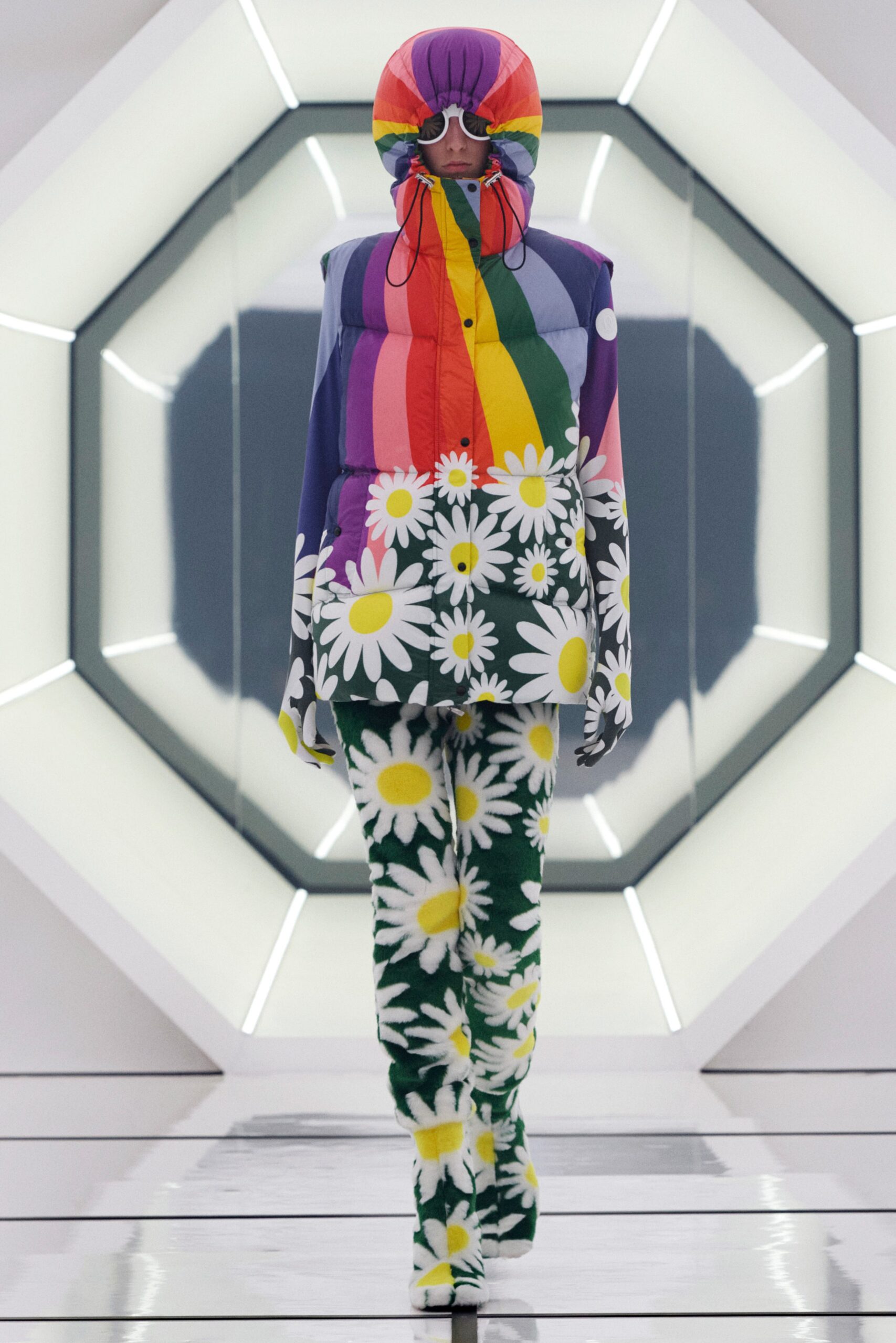 Moncler 8 Richard Quinn F/W 20 Look 16