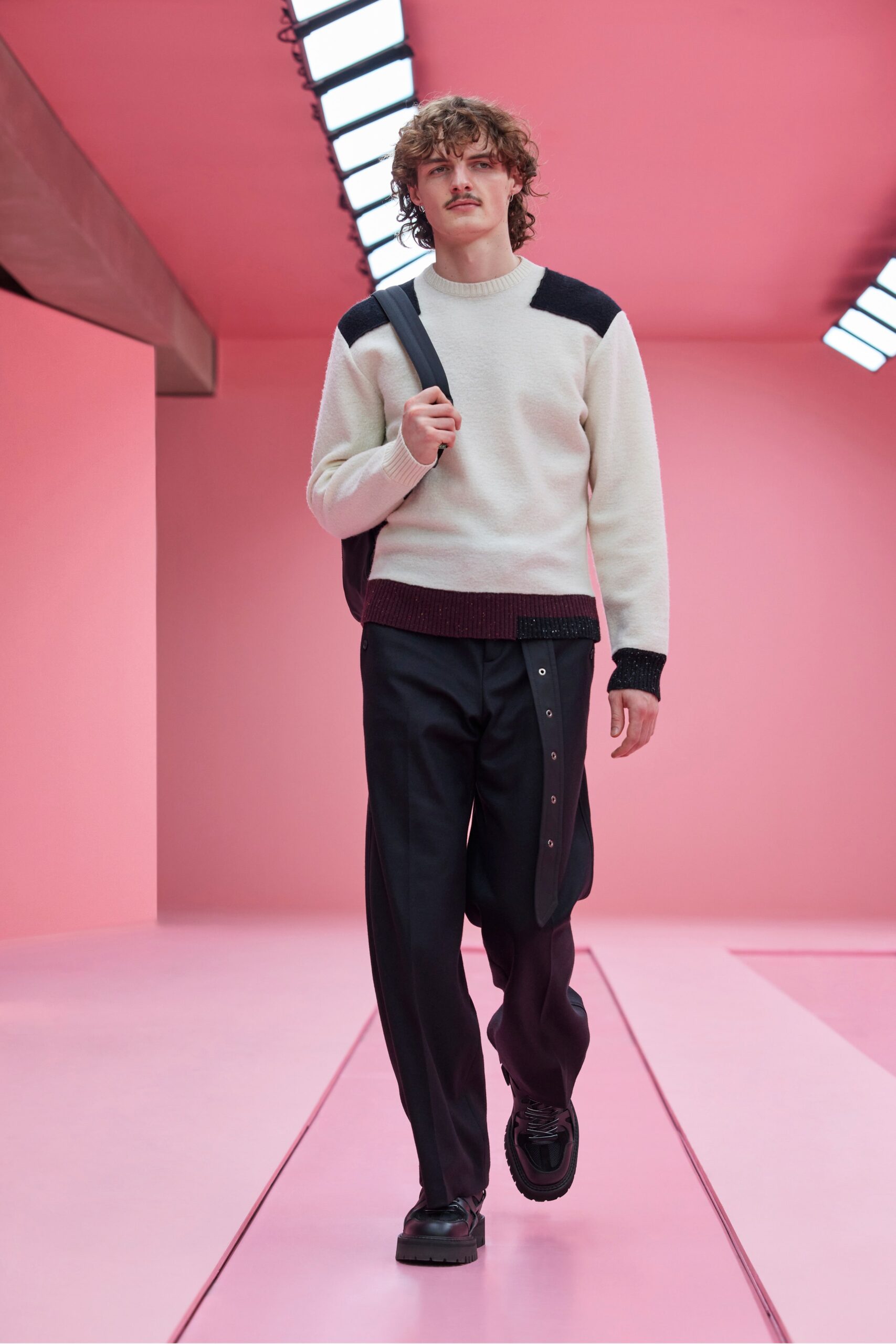 Neil Barrett F/W 22 Menswear Look 16