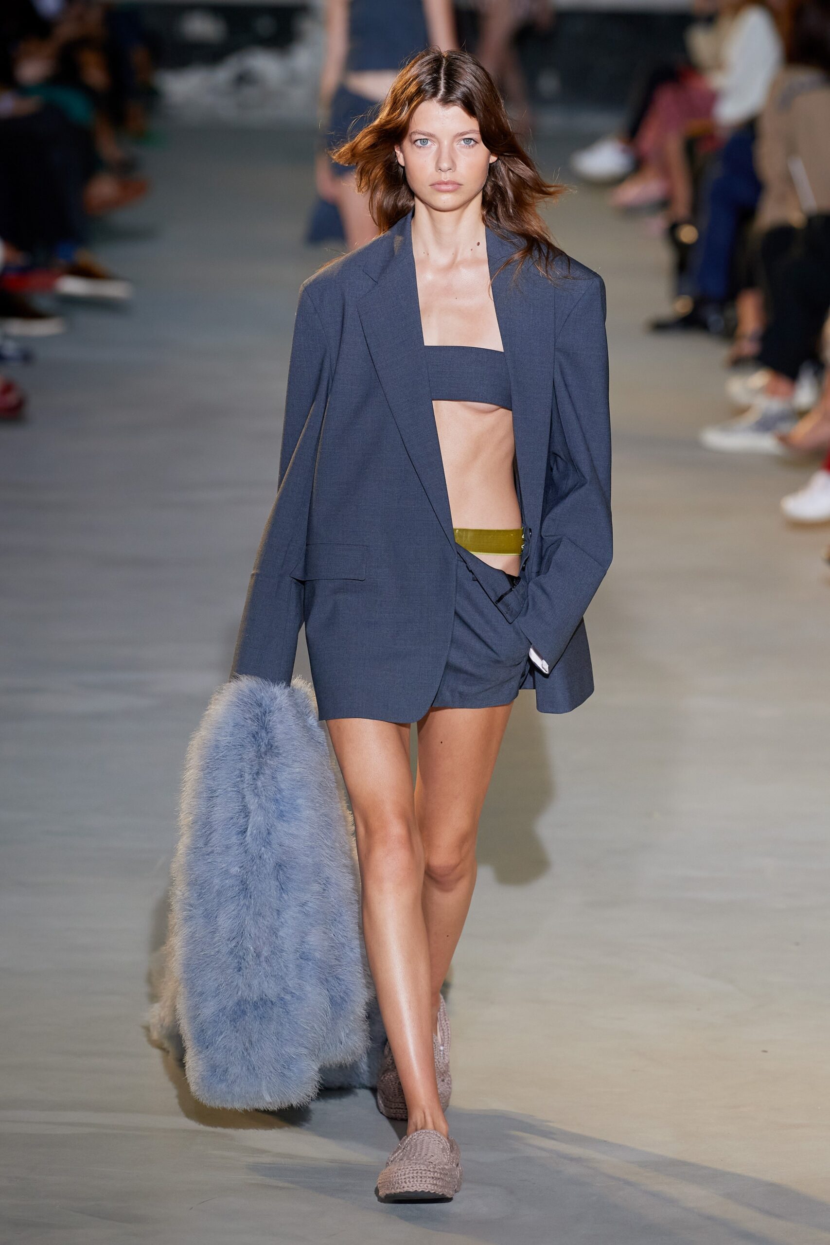 No. 21 S/S 22 Look 16