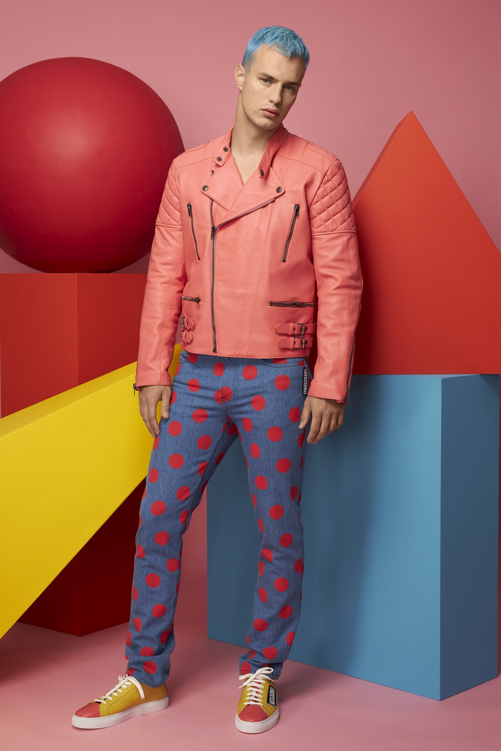 Moschino Resort 21 Look 16