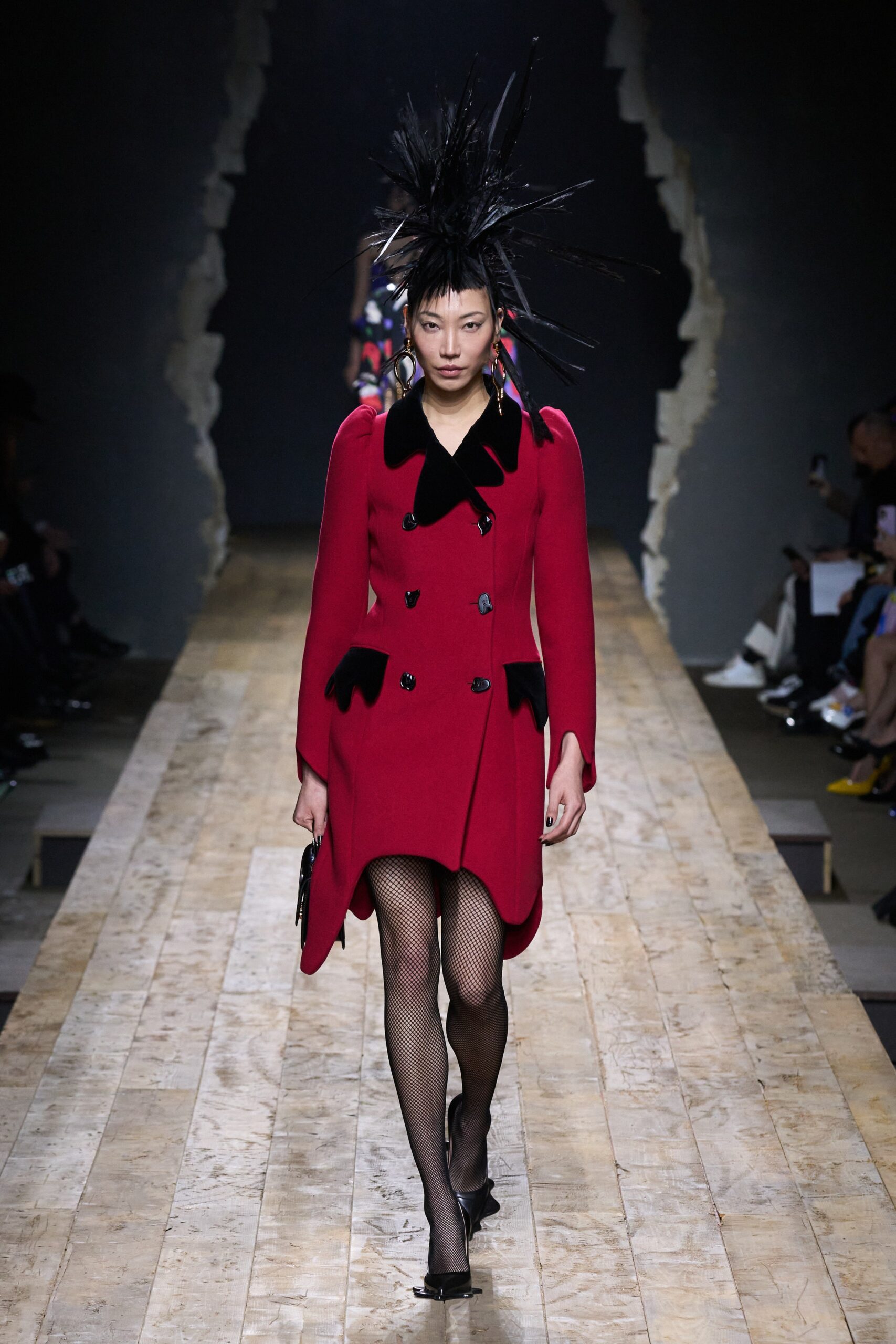 Moschino F/W 23 Look 16