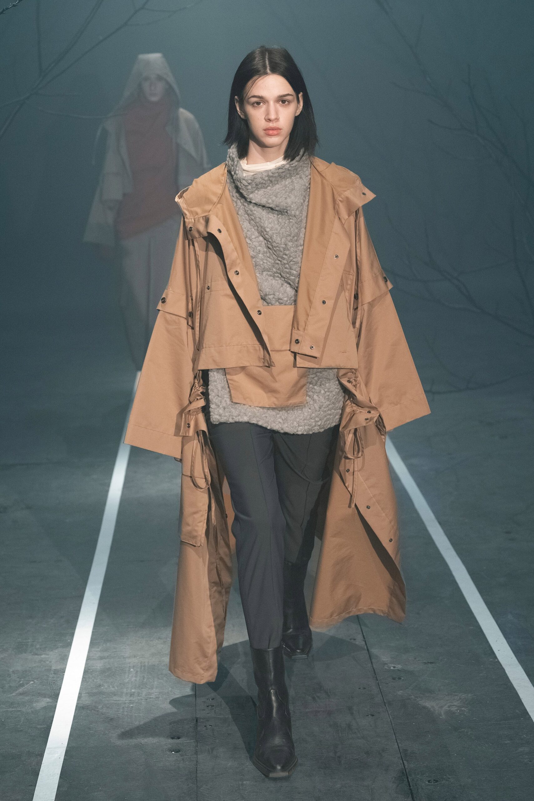 Nehera F/W 22 Look 16