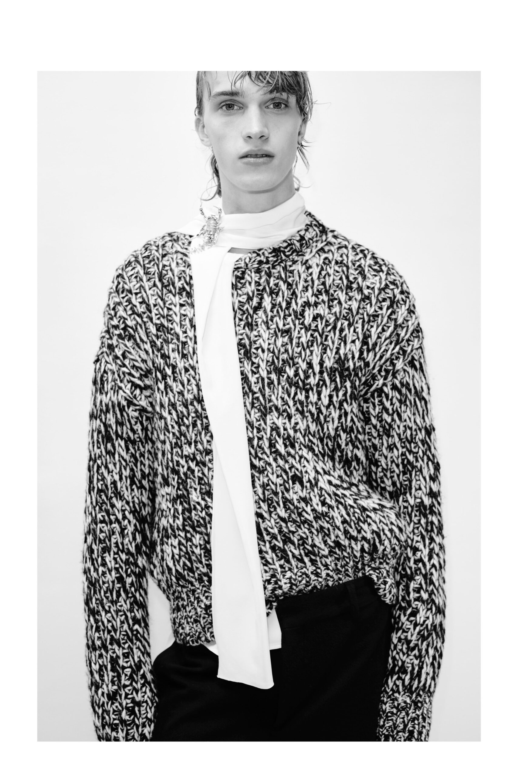 No. 21 F/W 23 Menswear Look 16