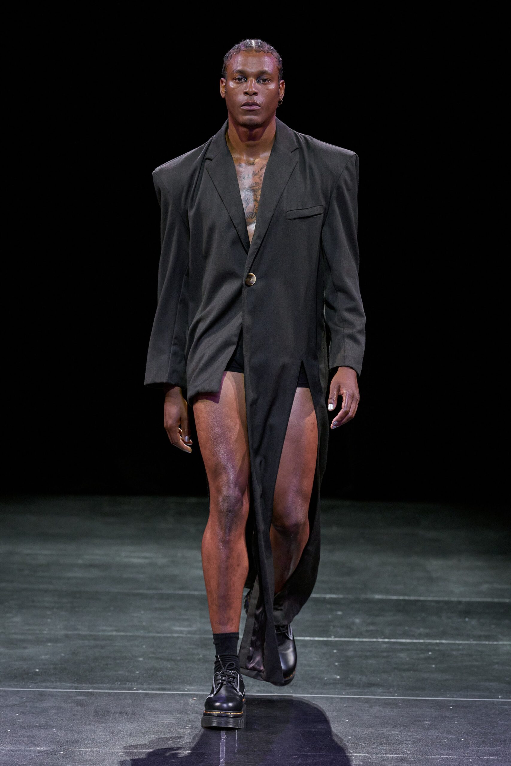 No Sesso S/S 23 Look 16