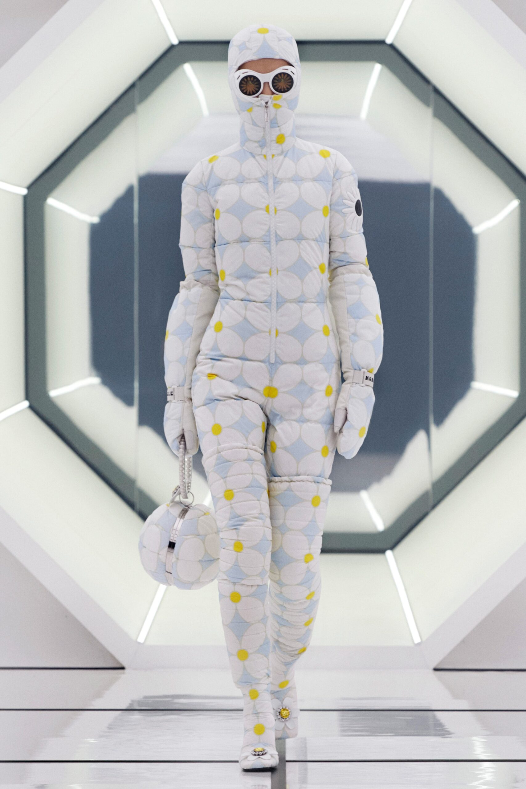Moncler 8 Richard Quinn F/W 20 Look 17