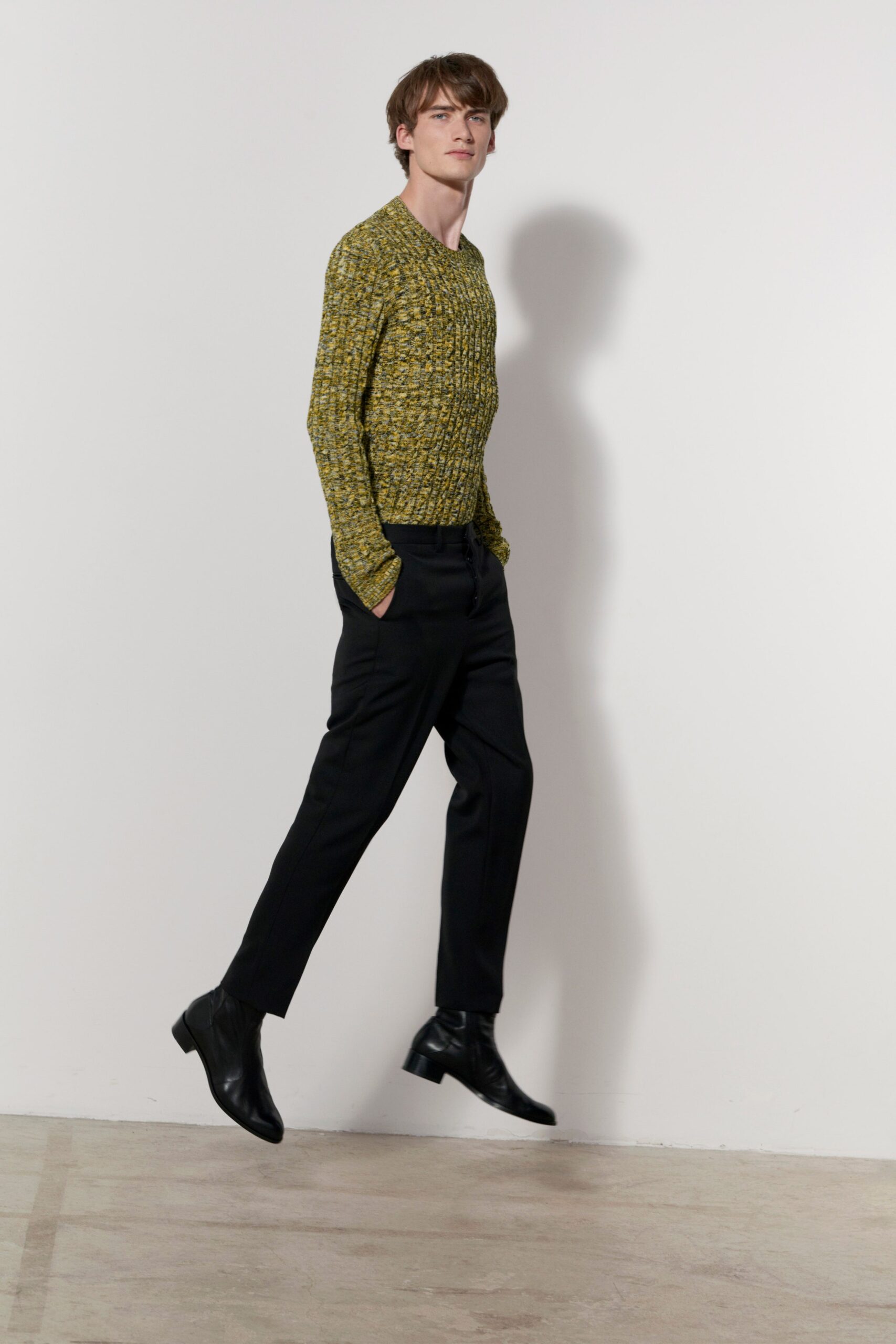 No. 21 Resort 20 Look 16