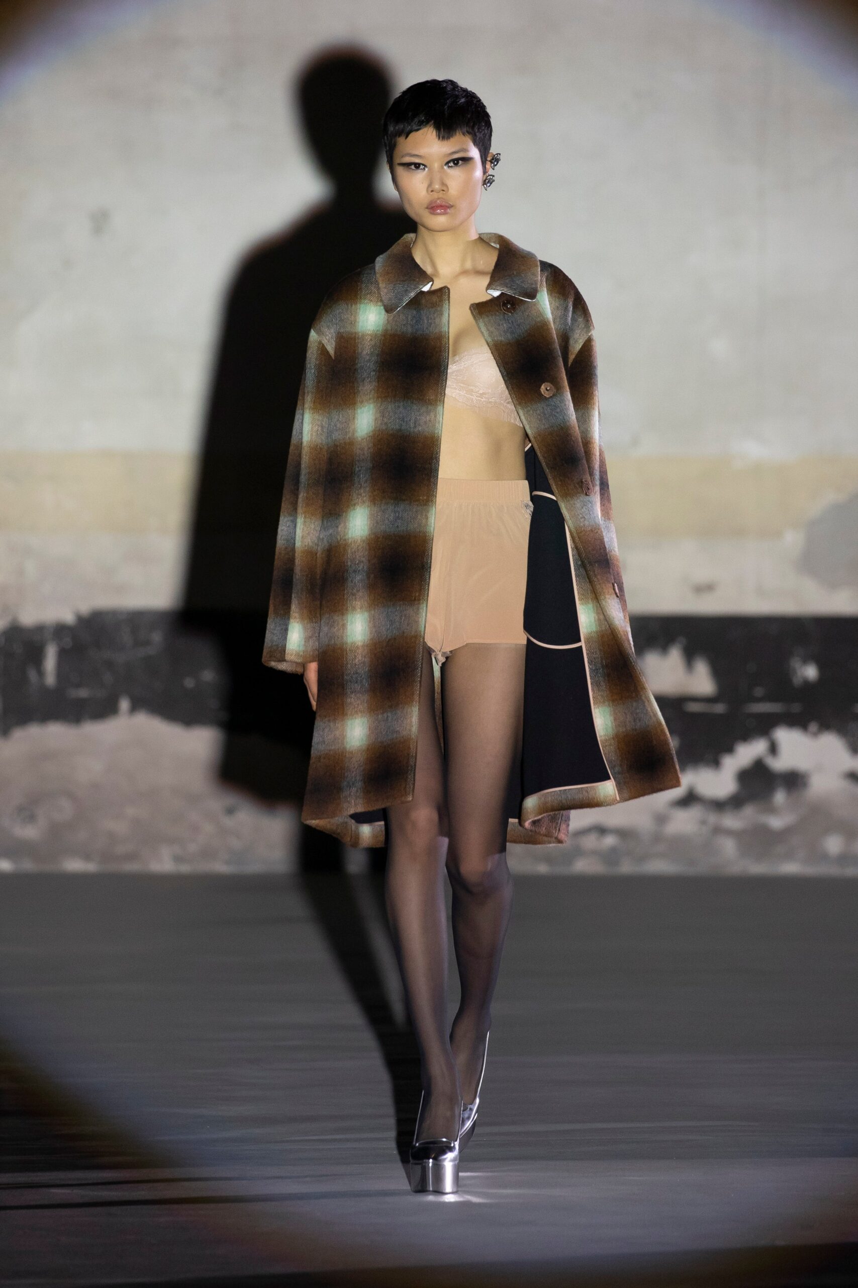 No. 21 F/W 21 Look 18