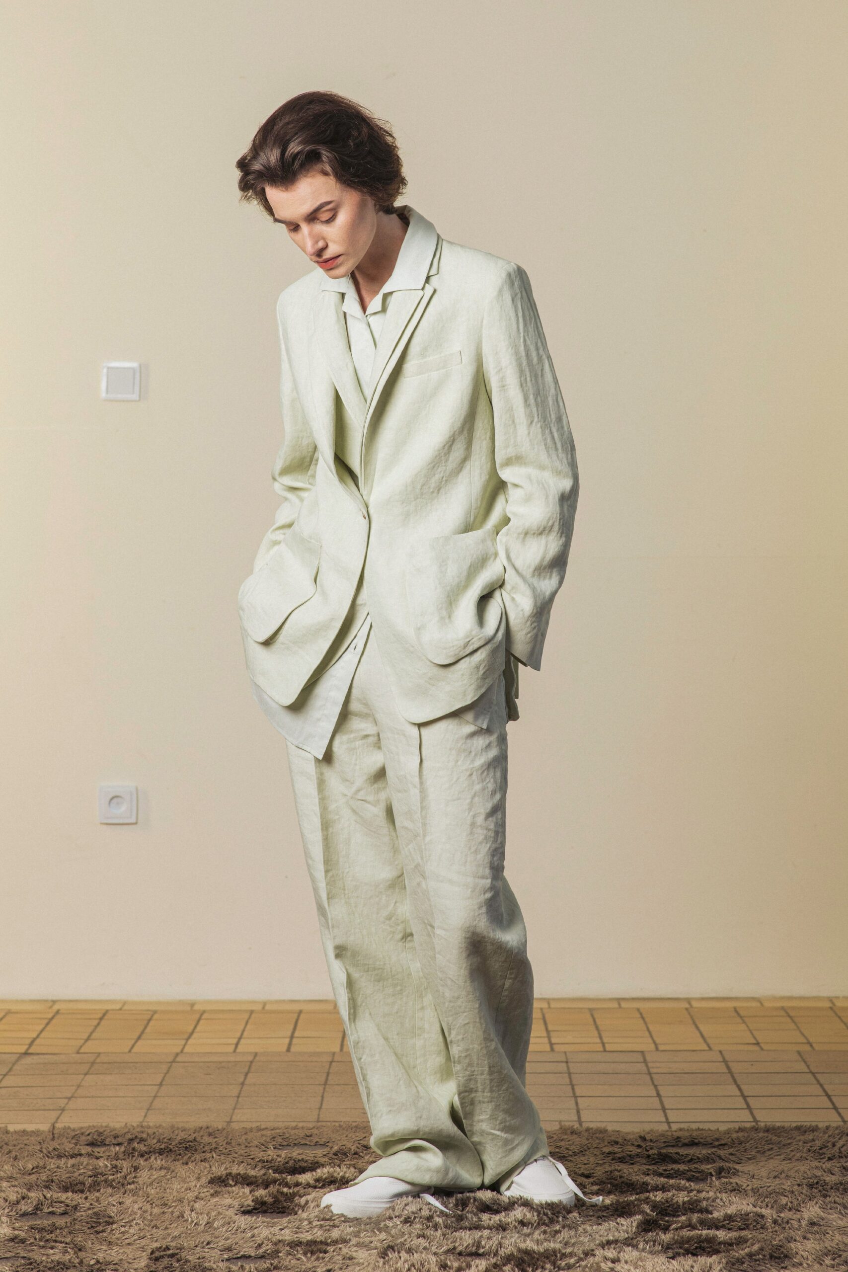 Nehera Resort 22 Look 18