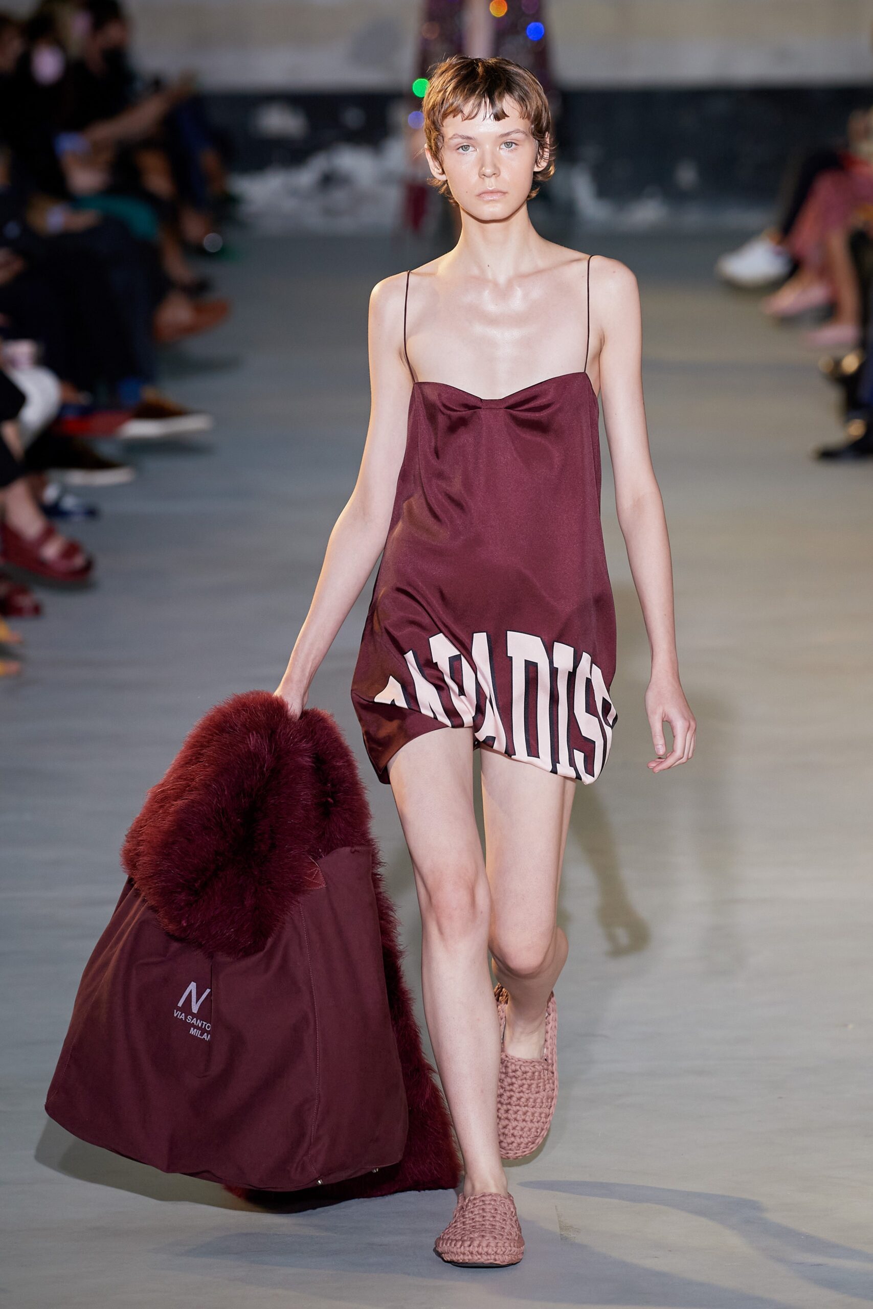 No. 21 S/S 22 Look 18