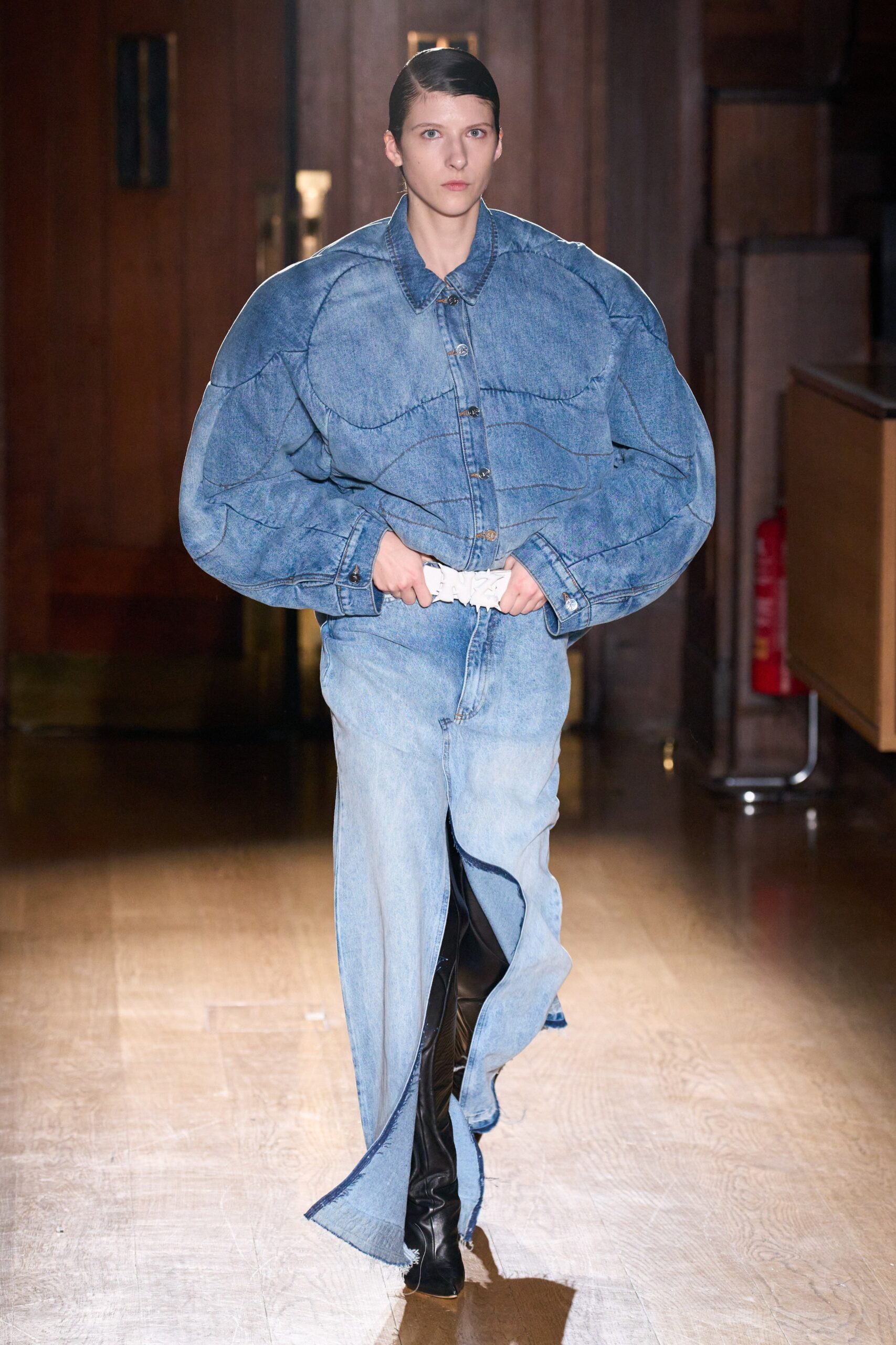 Natasha Zinko F/W 23 Look 18
