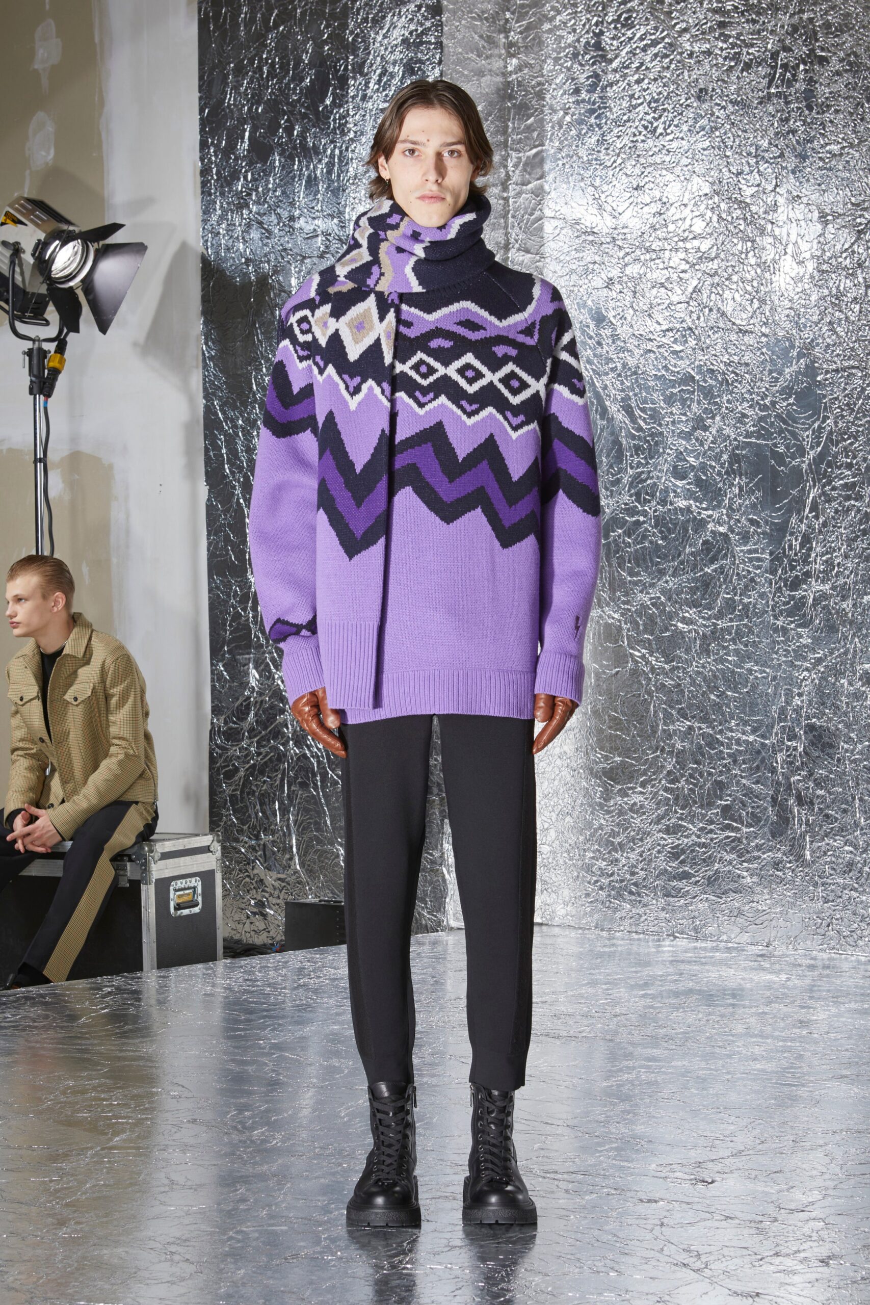 Neil Barrett F/W 23 Menswear Look 18