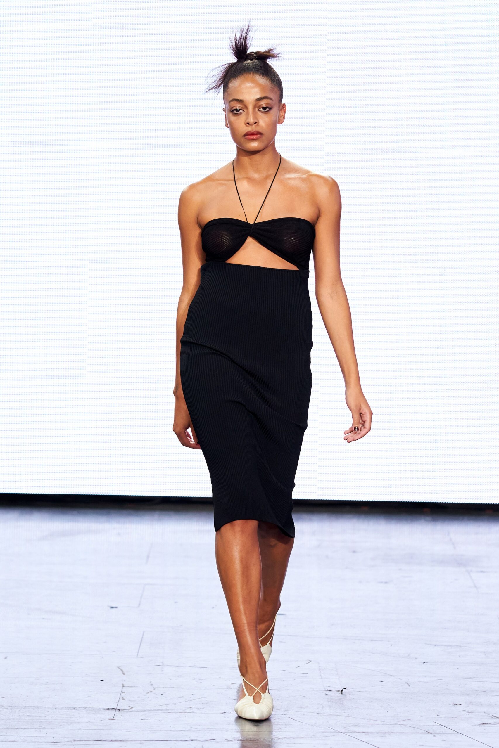 Nensi Dojaka S/S 22 Look 18