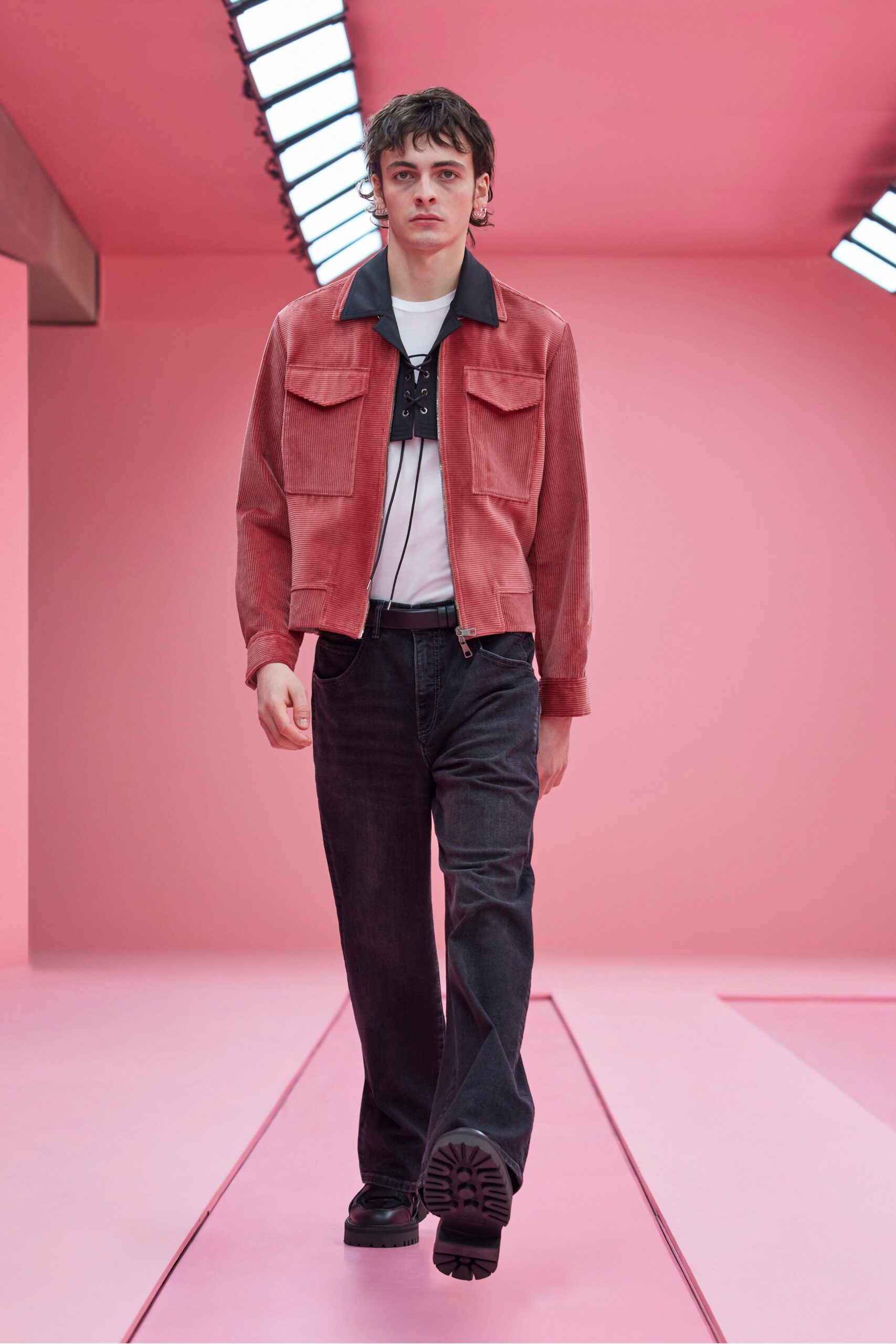 Neil Barrett F/W 22 Menswear Look 19